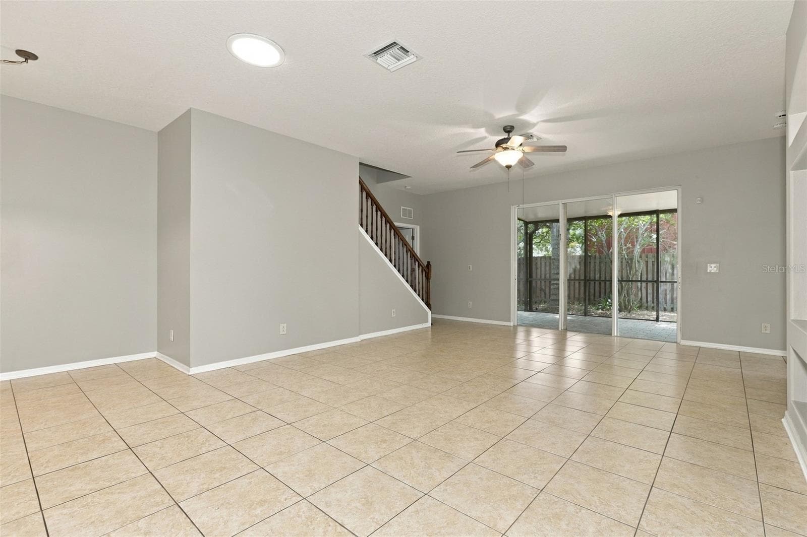 Single Family Residence at 11409 BLUE LILAC AVE, RIVERVIEW, photo 5 of 43