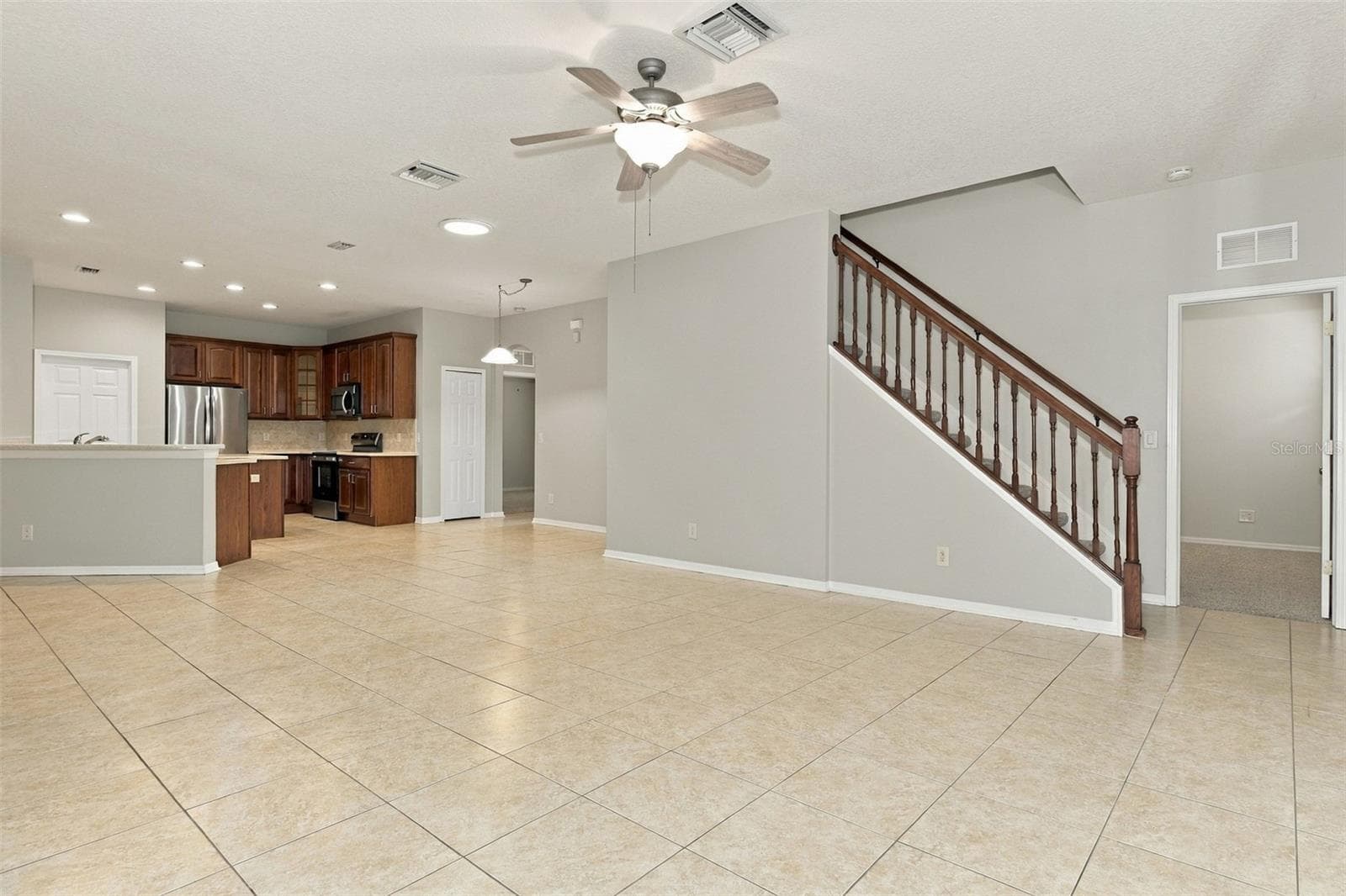 Single Family Residence at 11409 BLUE LILAC AVE, RIVERVIEW, photo 6 of 43