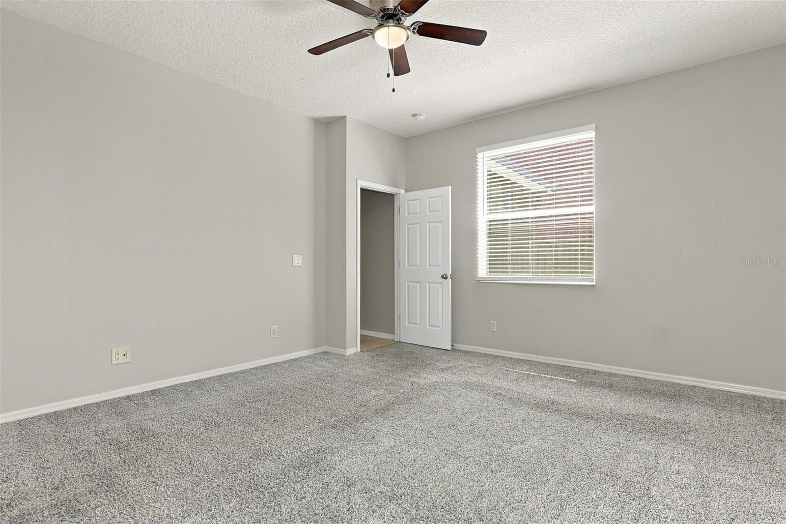 Single Family Residence at 11409 BLUE LILAC AVE, RIVERVIEW, photo 27 of 43