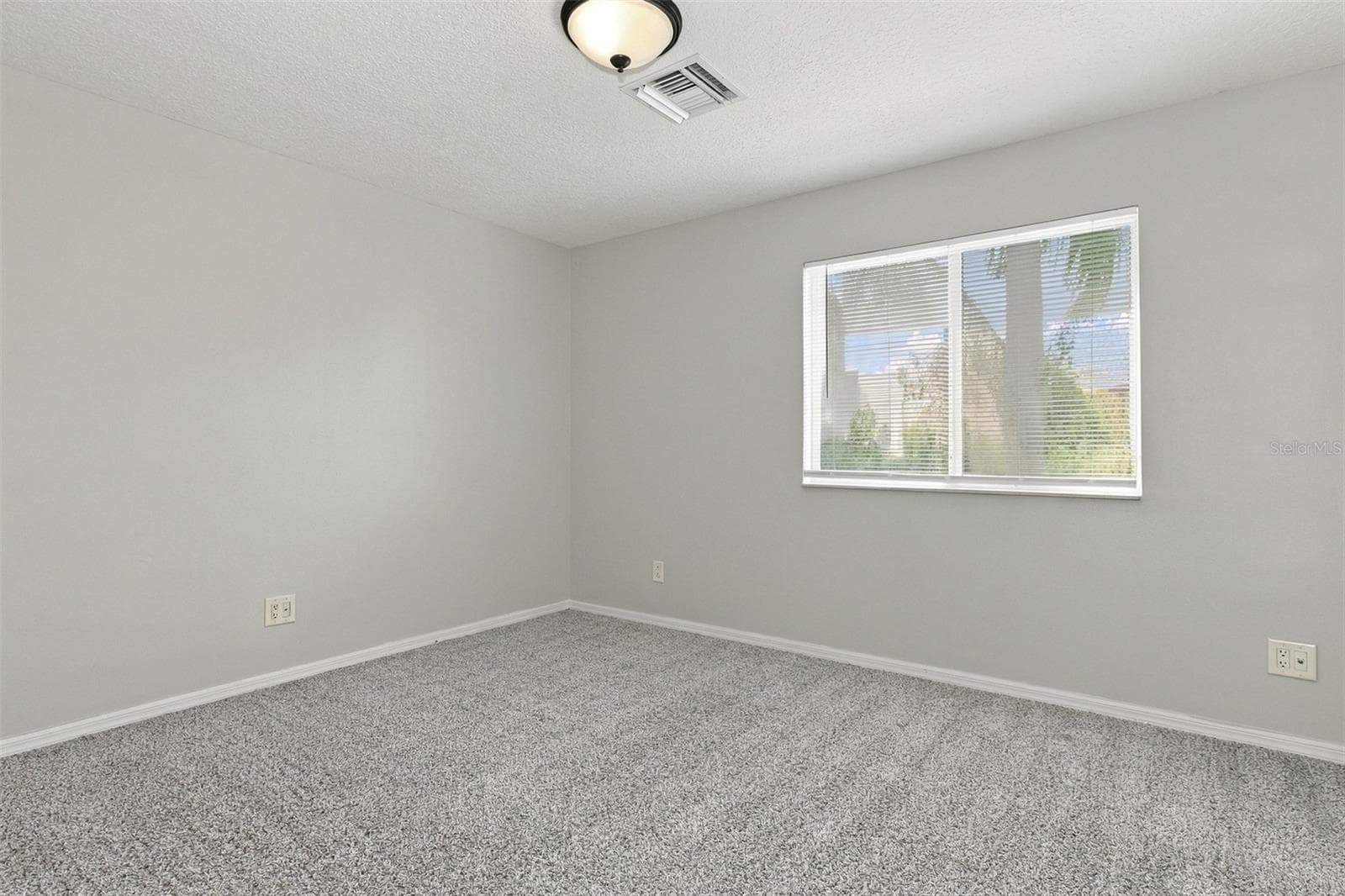 Single Family Residence at 11409 BLUE LILAC AVE, RIVERVIEW, photo 28 of 43
