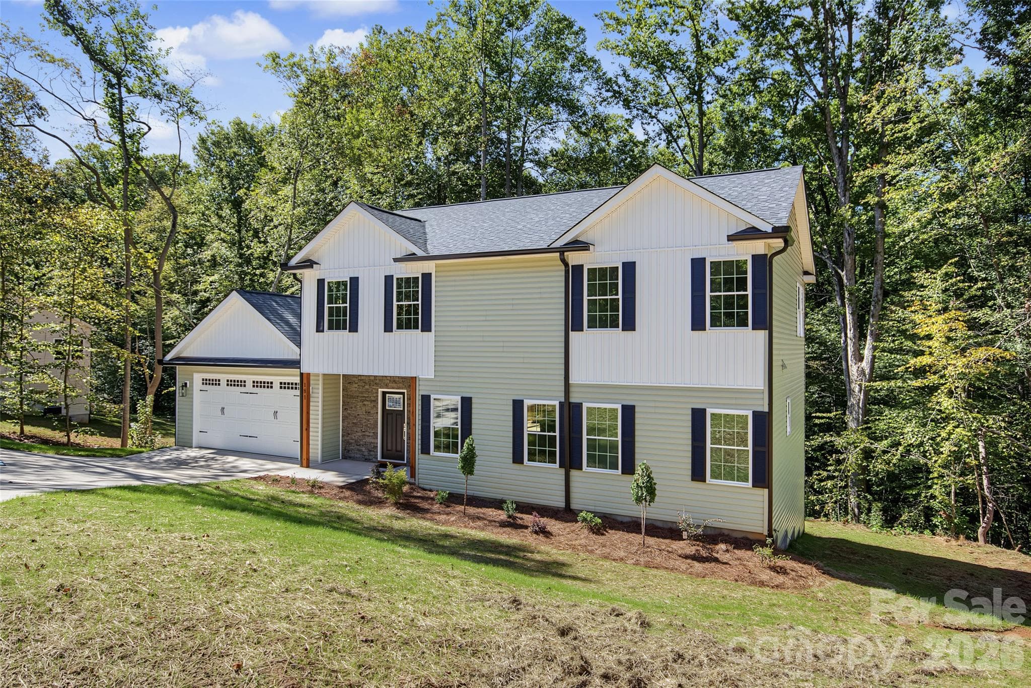 Single Family Residence at 181 Meadowlark Lane, Statesville, photo 2 of 47