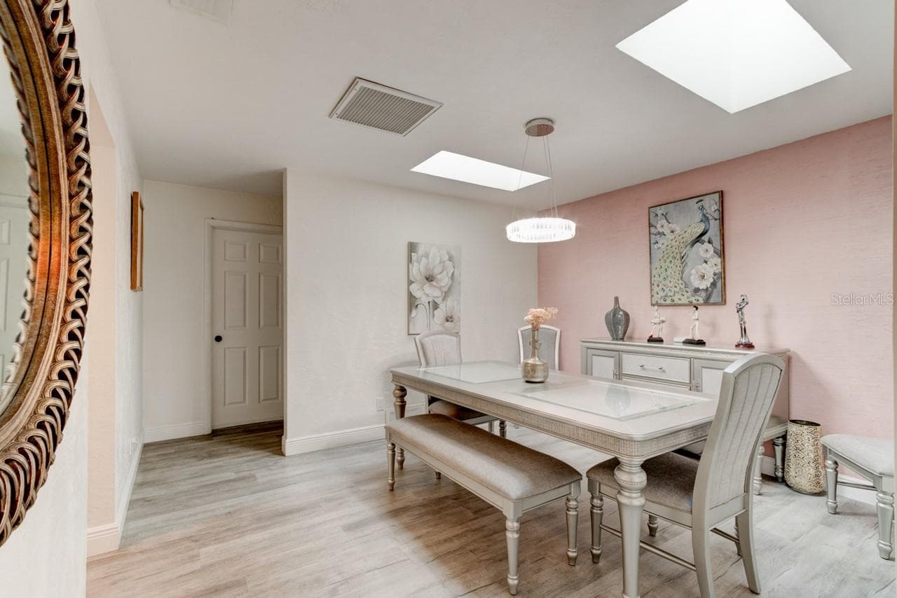 Single Family Residence at 104 RIO PINAR DR, ORMOND BEACH, photo 14 of 45