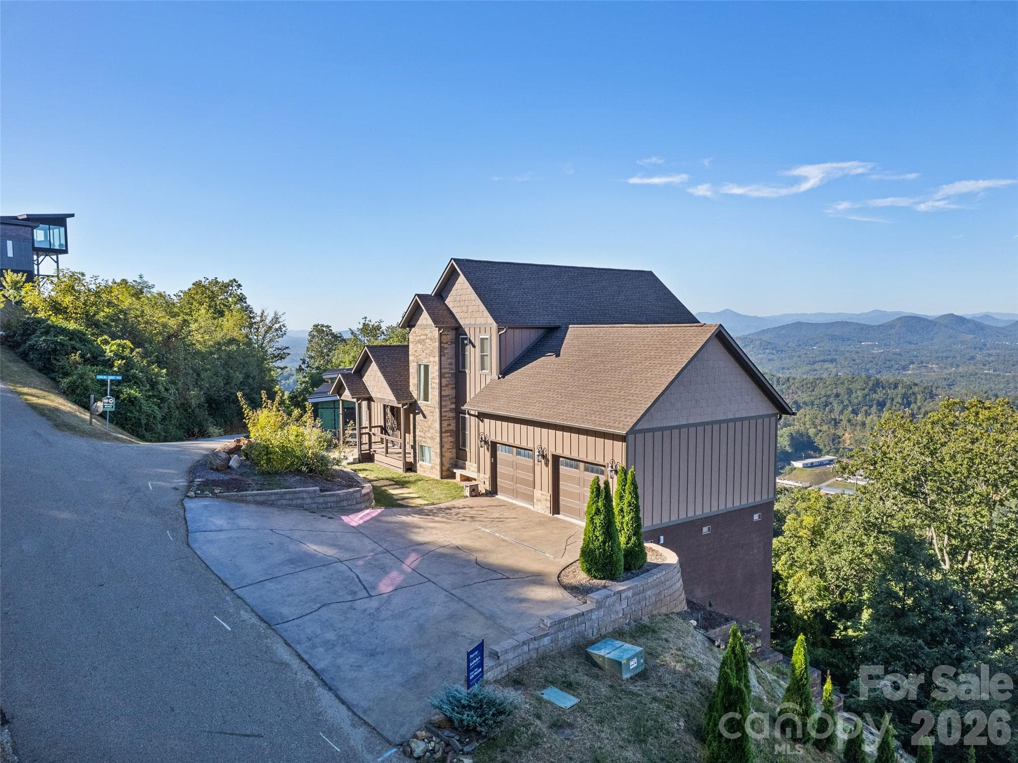 Single Family Residence at 179 Serenity Ridge Trail, Asheville, photo 37 of 44