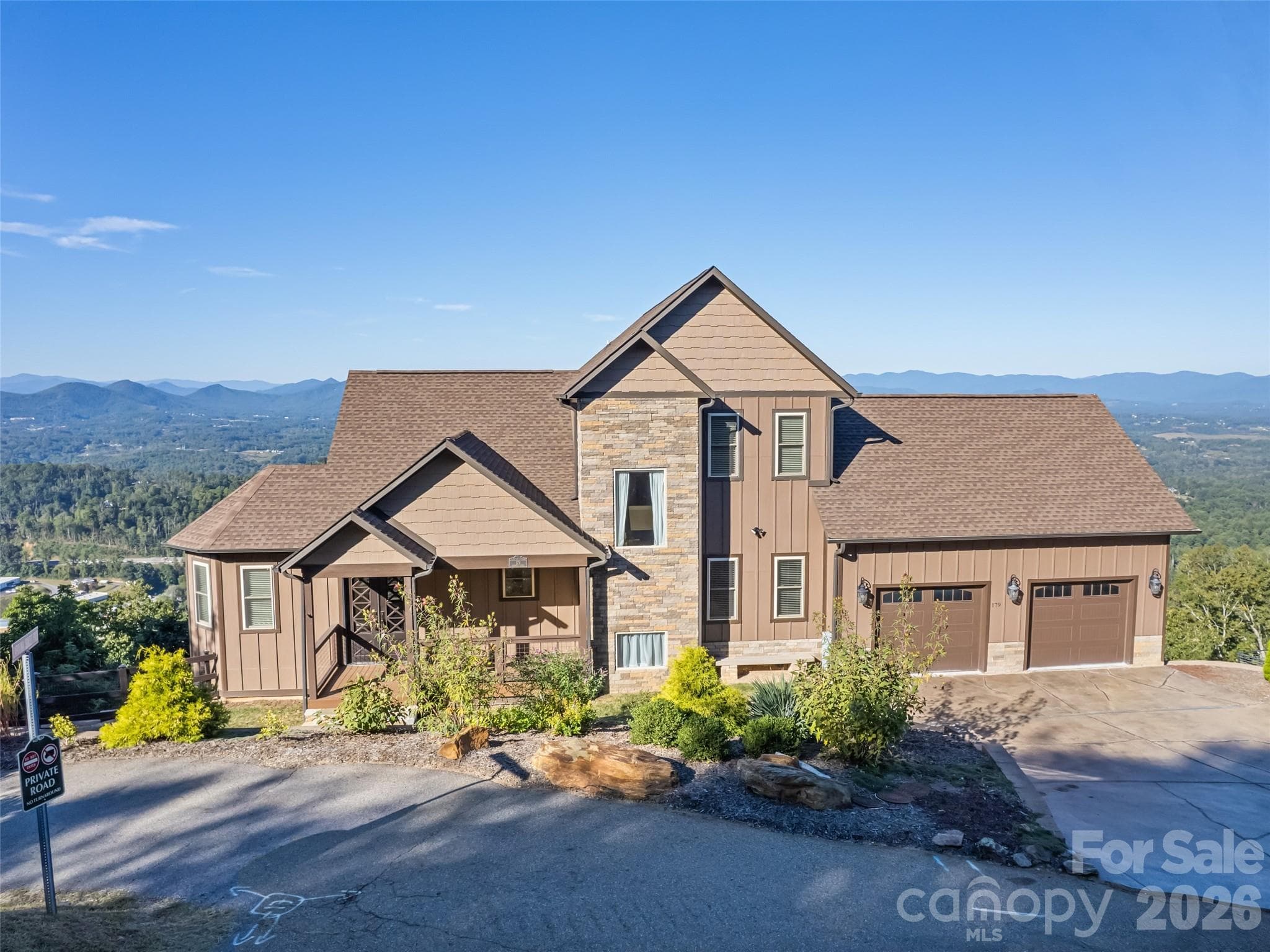 Single Family Residence at 179 Serenity Ridge Trail, Asheville, photo 38 of 44