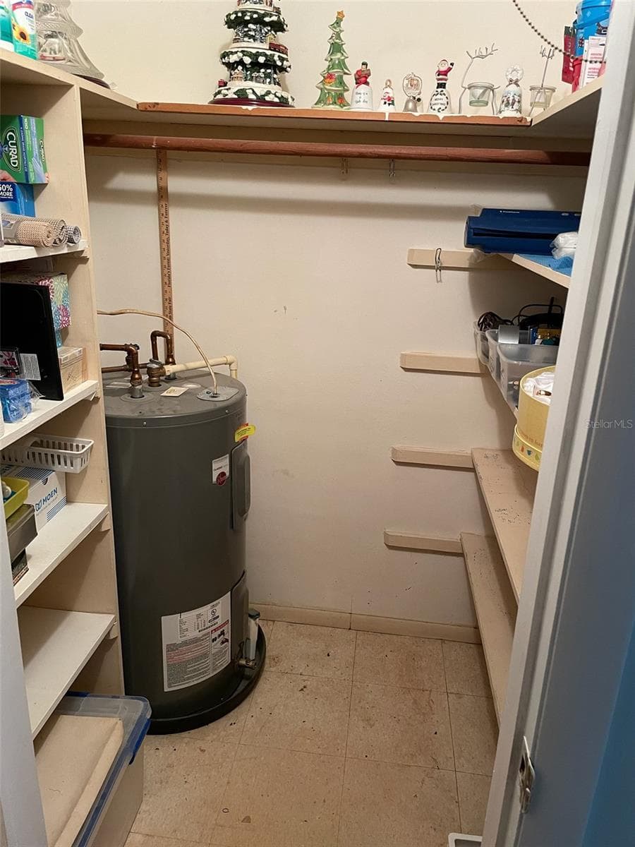 Large pantry closet. - 4217 ARBY PL #4217, NEW PORT RICHEY