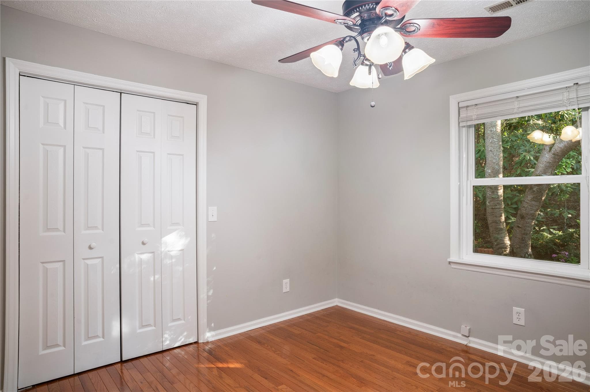 Single Family Residence at 8 Galax Lane, Hendersonville, photo 24 of 48