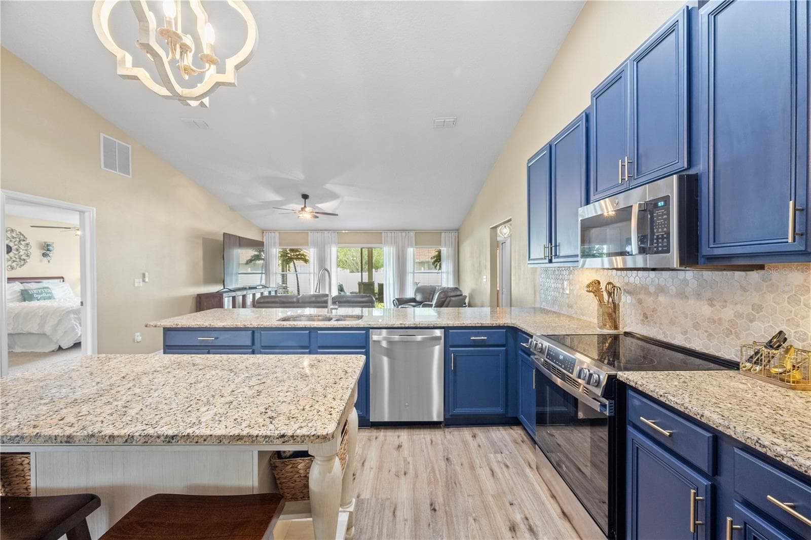 Single Family Residence at WORTHINGTON OAKS/OAKLEAF PLANT, ORANGE PARK, photo 16 of 73