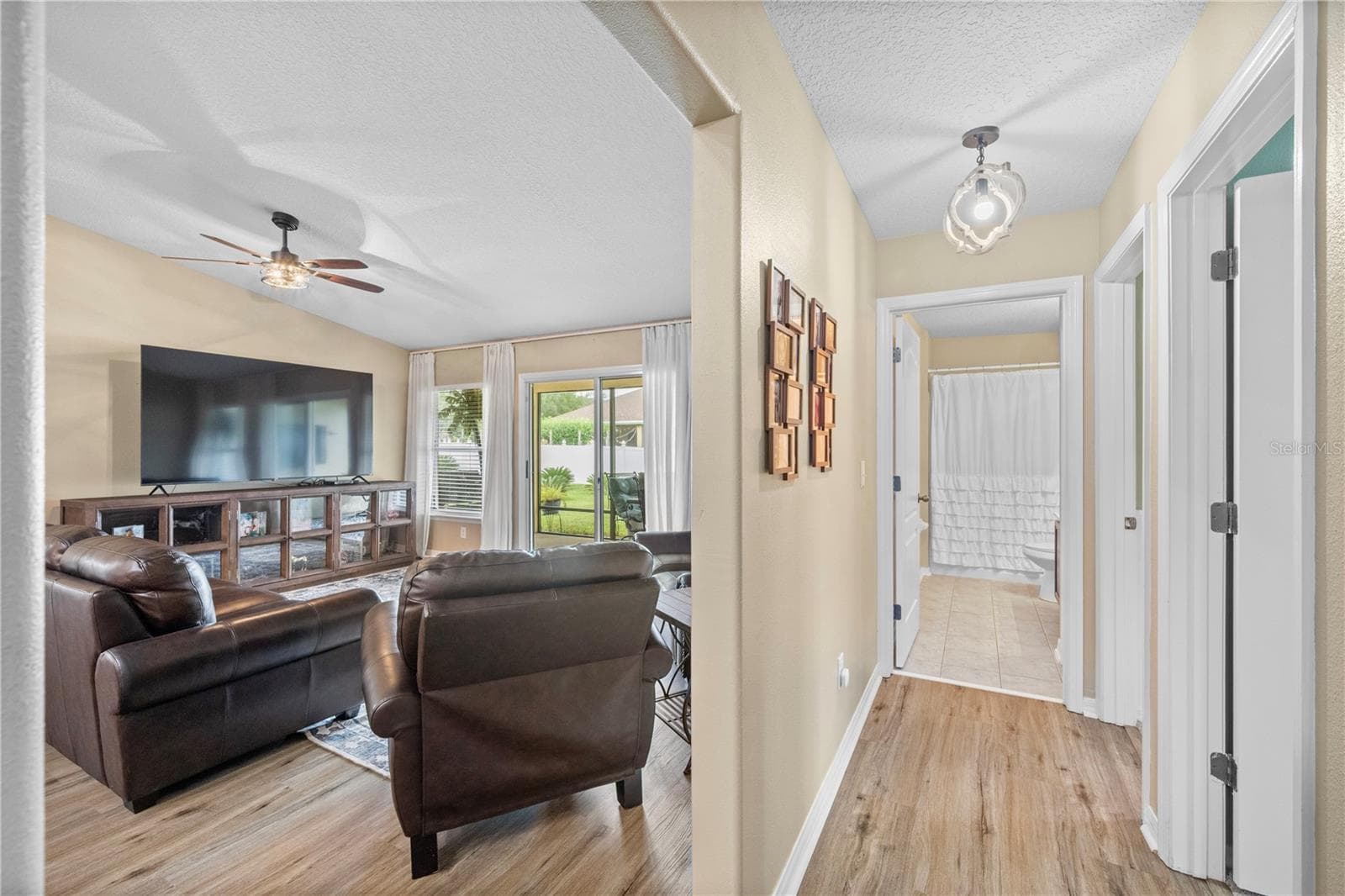 Single Family Residence at WORTHINGTON OAKS/OAKLEAF PLANT, ORANGE PARK, photo 35 of 73