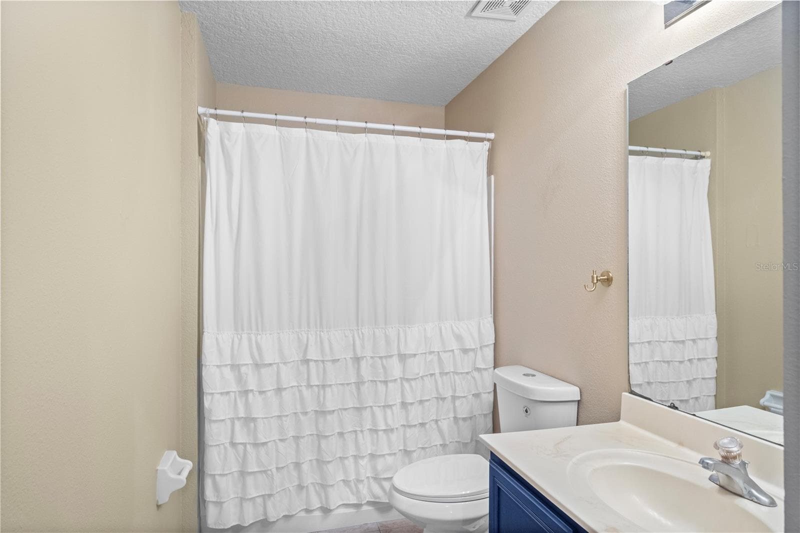 Main Bathroom - WORTHINGTON OAKS/OAKLEAF PLANT, ORANGE PARK