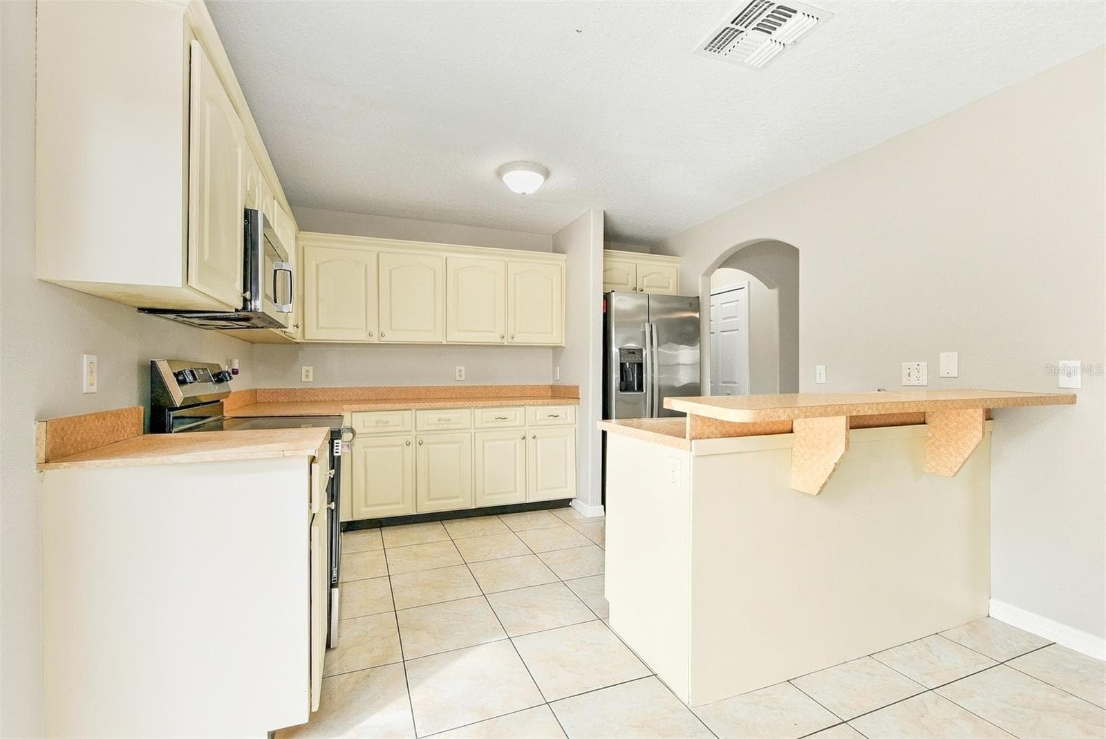 Single Family Residence at 942 WILLIE MAYS PKWY, ORLANDO, photo 5 of 16