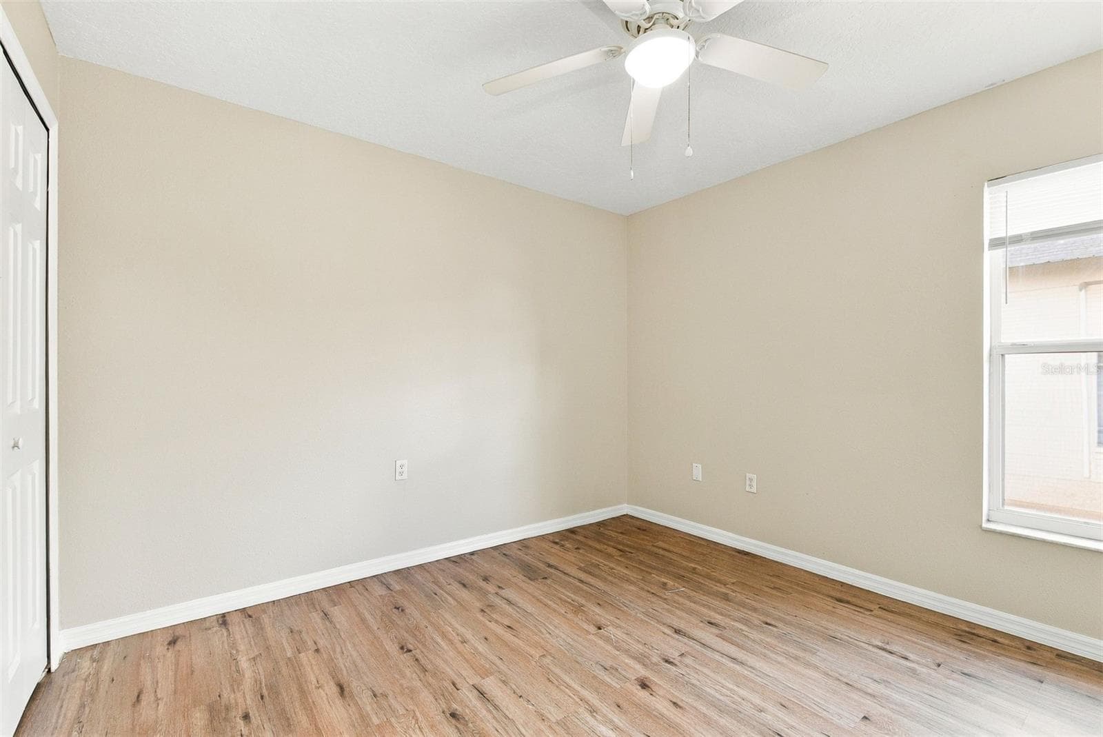 Single Family Residence at 942 WILLIE MAYS PKWY, ORLANDO, photo 10 of 16