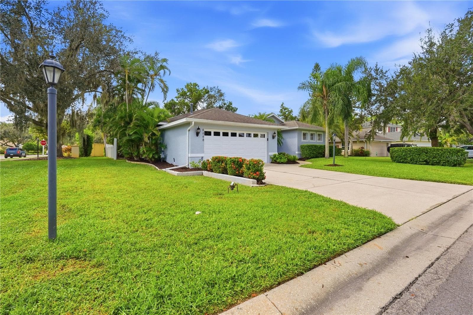 Single Family Residence at 6668 MEANDERING WAY, LAKEWOOD RANCH, photo 7 of 88