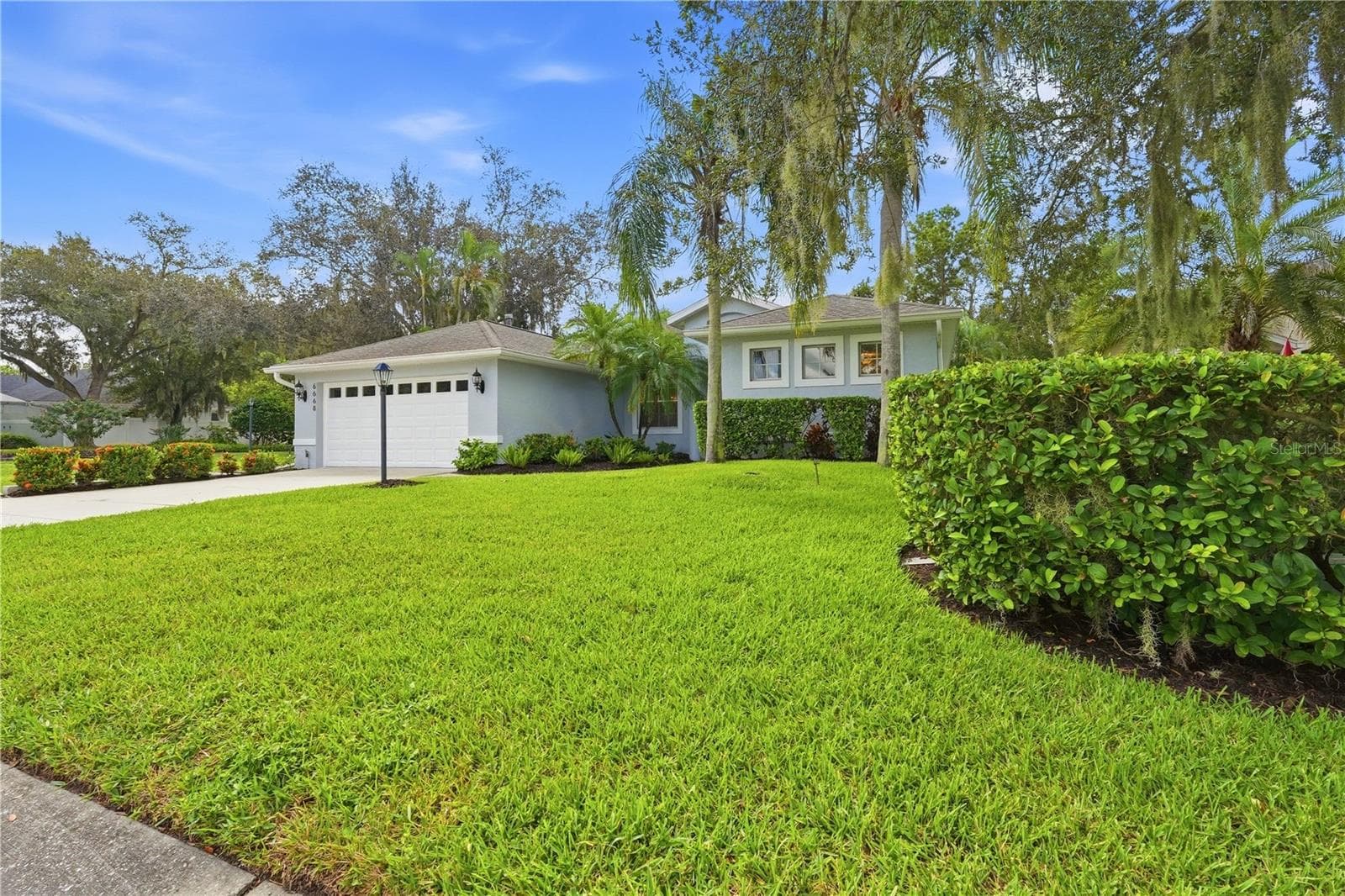 Single Family Residence at 6668 MEANDERING WAY, LAKEWOOD RANCH, photo 8 of 88