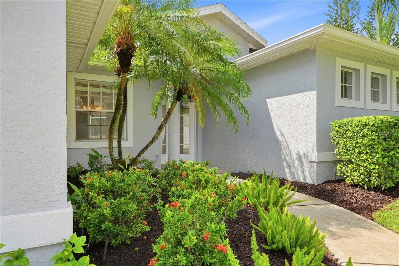Single Family Residence at 6668 MEANDERING WAY, LAKEWOOD RANCH, photo 10 of 88
