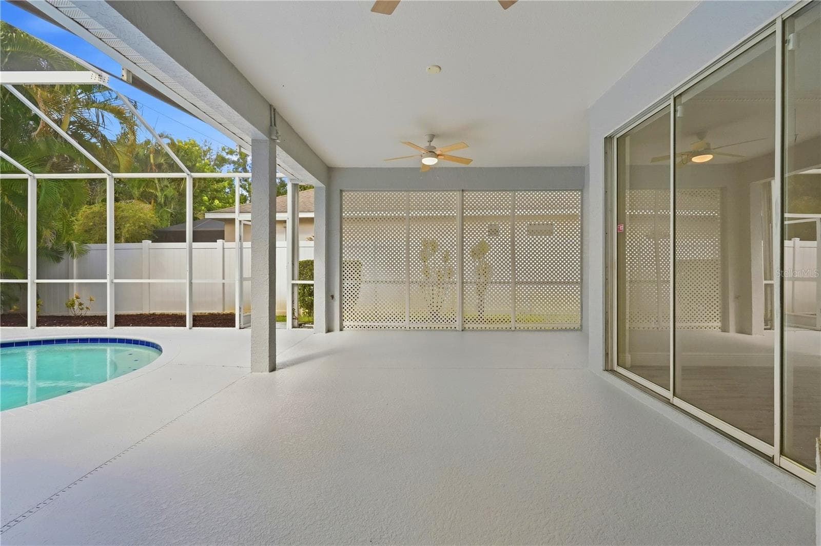 Single Family Residence at 6668 MEANDERING WAY, LAKEWOOD RANCH, photo 66 of 88