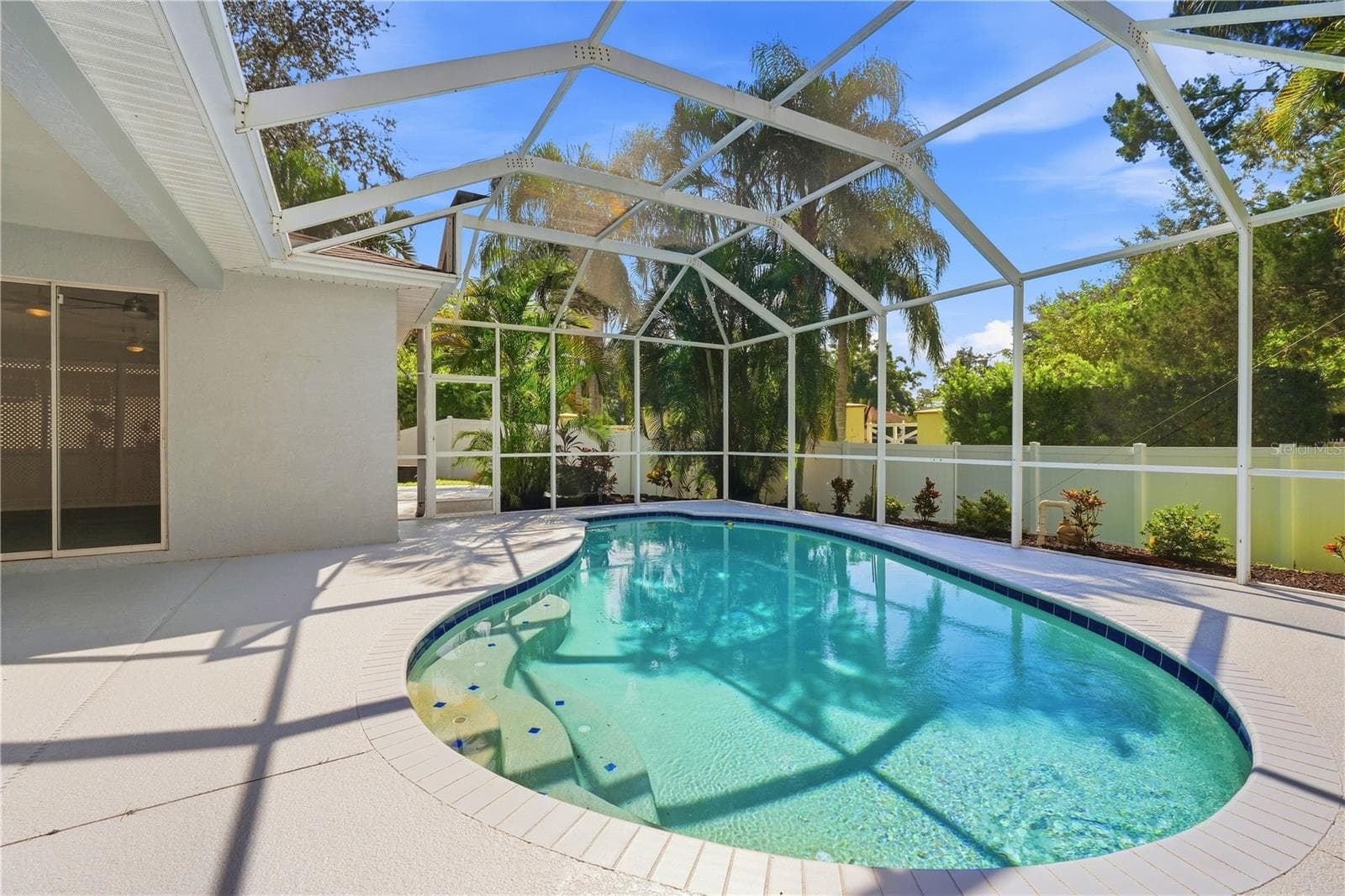 Single Family Residence at 6668 MEANDERING WAY, LAKEWOOD RANCH, photo 74 of 88