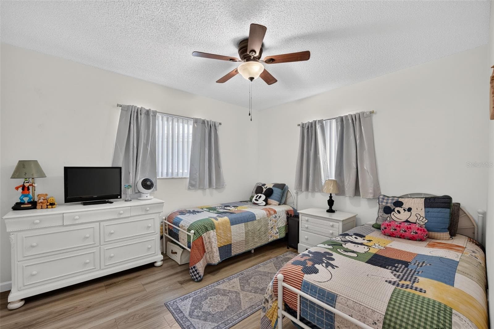 Guest bedroom - 82 CIRCLEWOOD DR #A3-4, VENICE