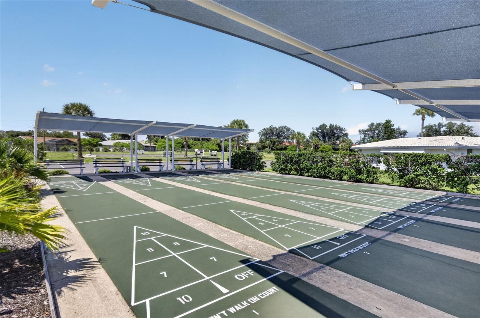 Shuffleboard play area - 82 CIRCLEWOOD DR #A3-4, VENICE