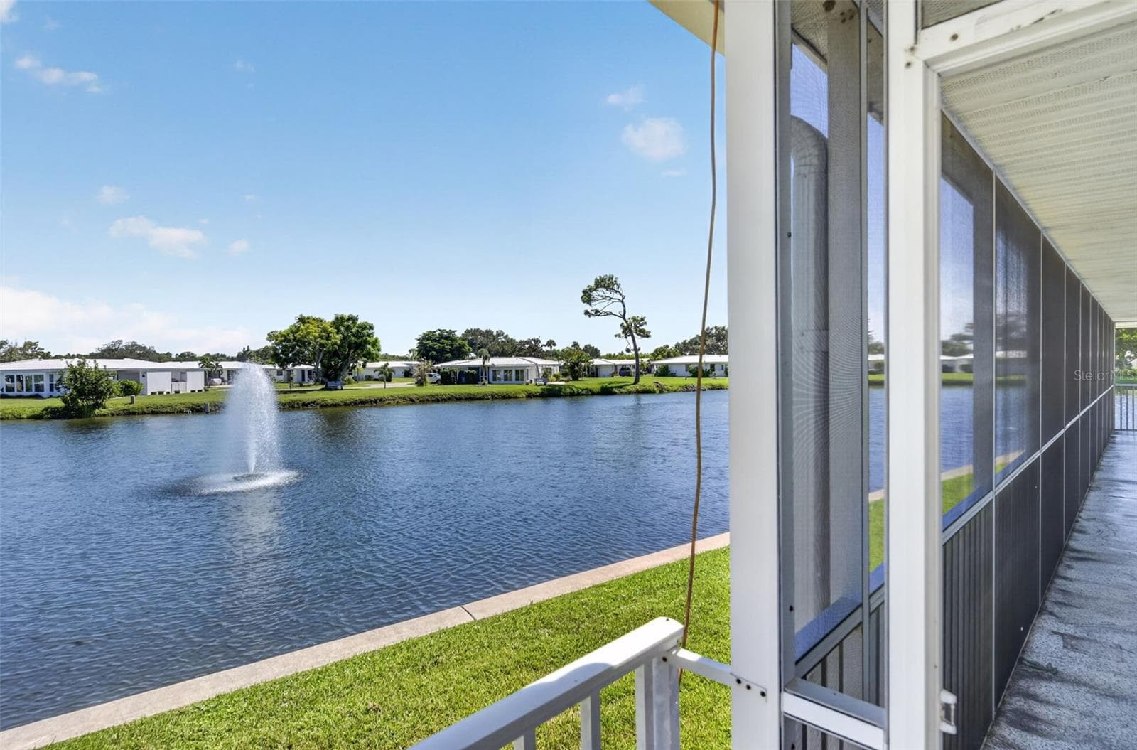 Pond near community pool - 82 CIRCLEWOOD DR #A3-4, VENICE