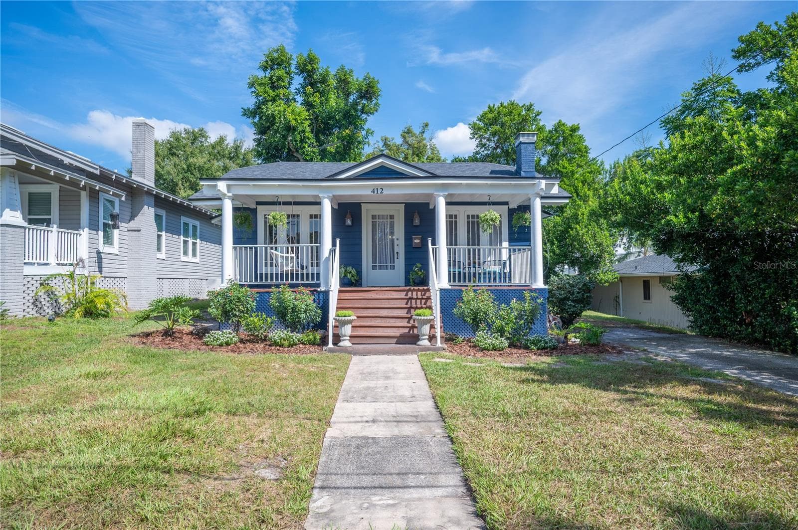 412 E PALM DR
