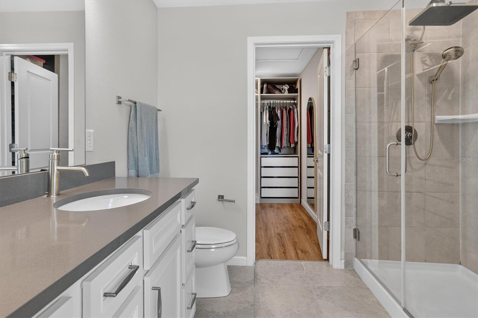 Primary Bathroom and Walk-In Closet - 10233 FOLLY BEACH RD, ORLANDO