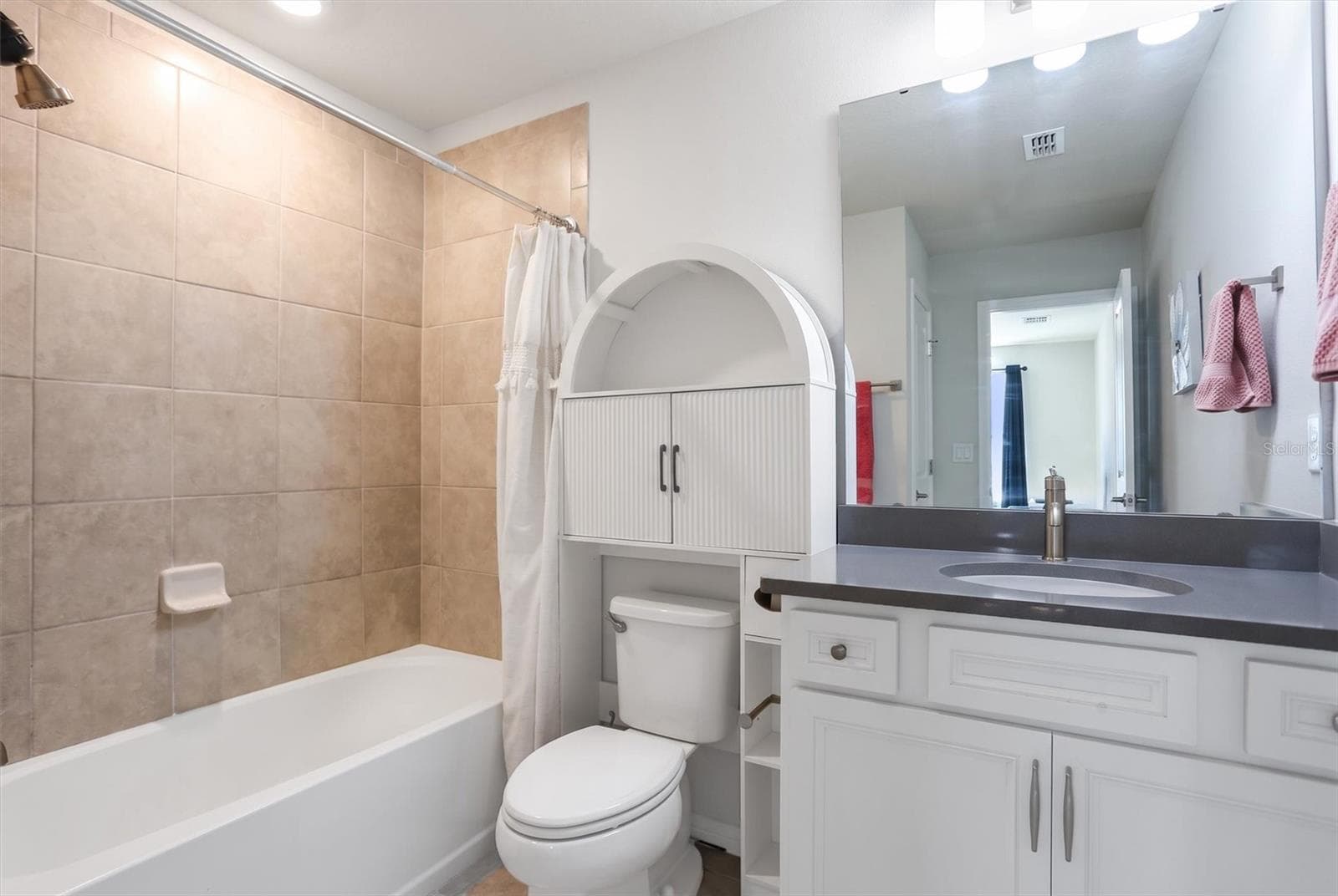 Bathroom 3 - 10233 FOLLY BEACH RD, ORLANDO