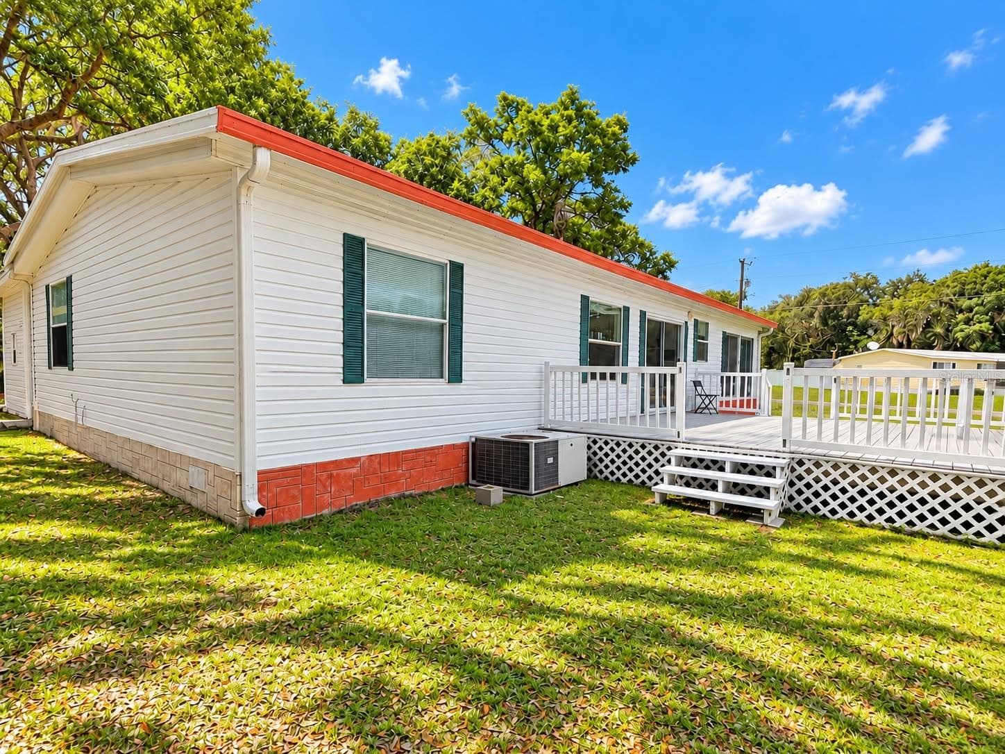 Manufactured Home at 2562 SE 178TH AVE, SILVER SPRINGS, photo 23 of 29