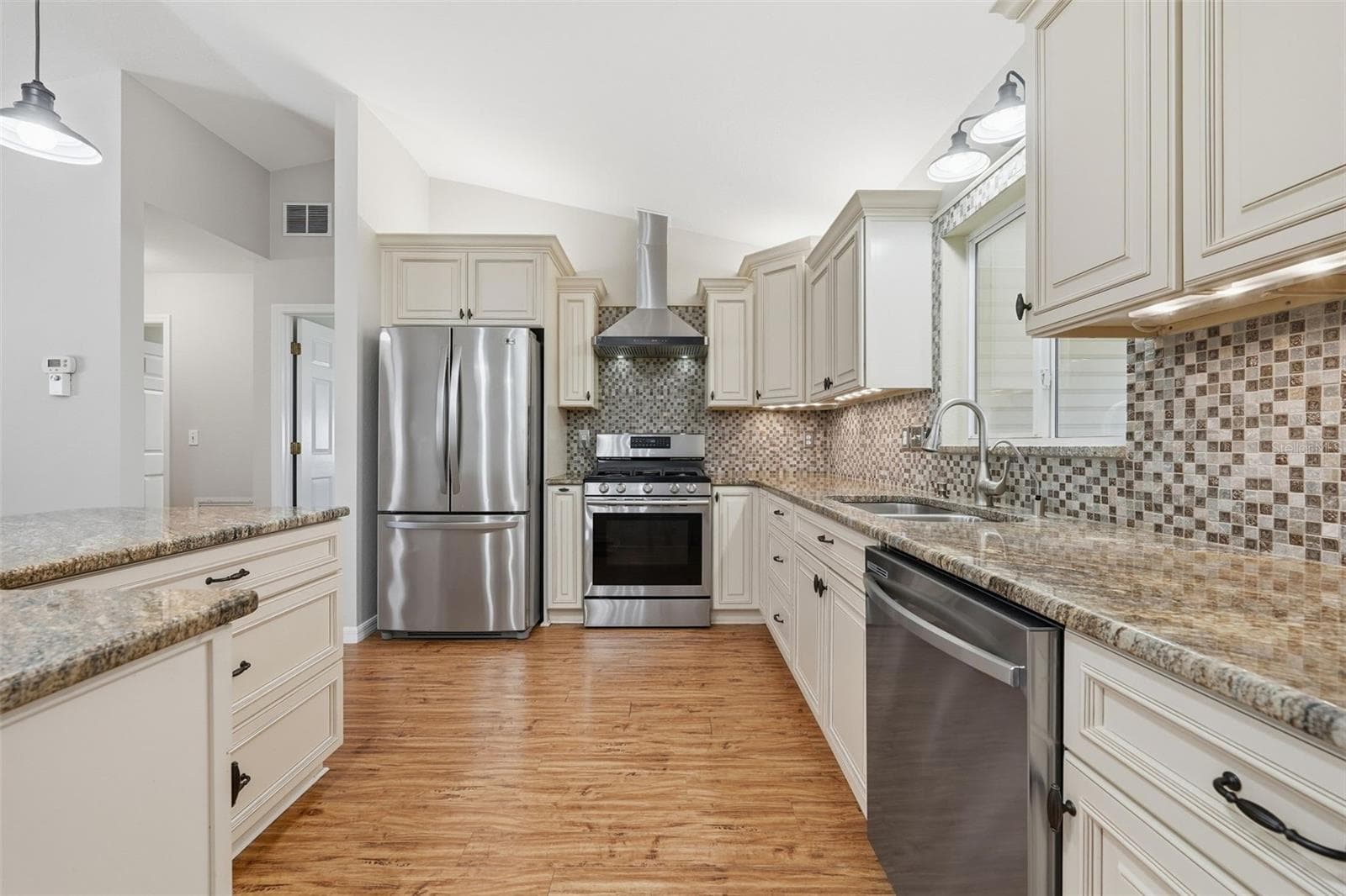 Single Family Residence at 11457 SW 139TH PL, DUNNELLON, photo 15 of 46