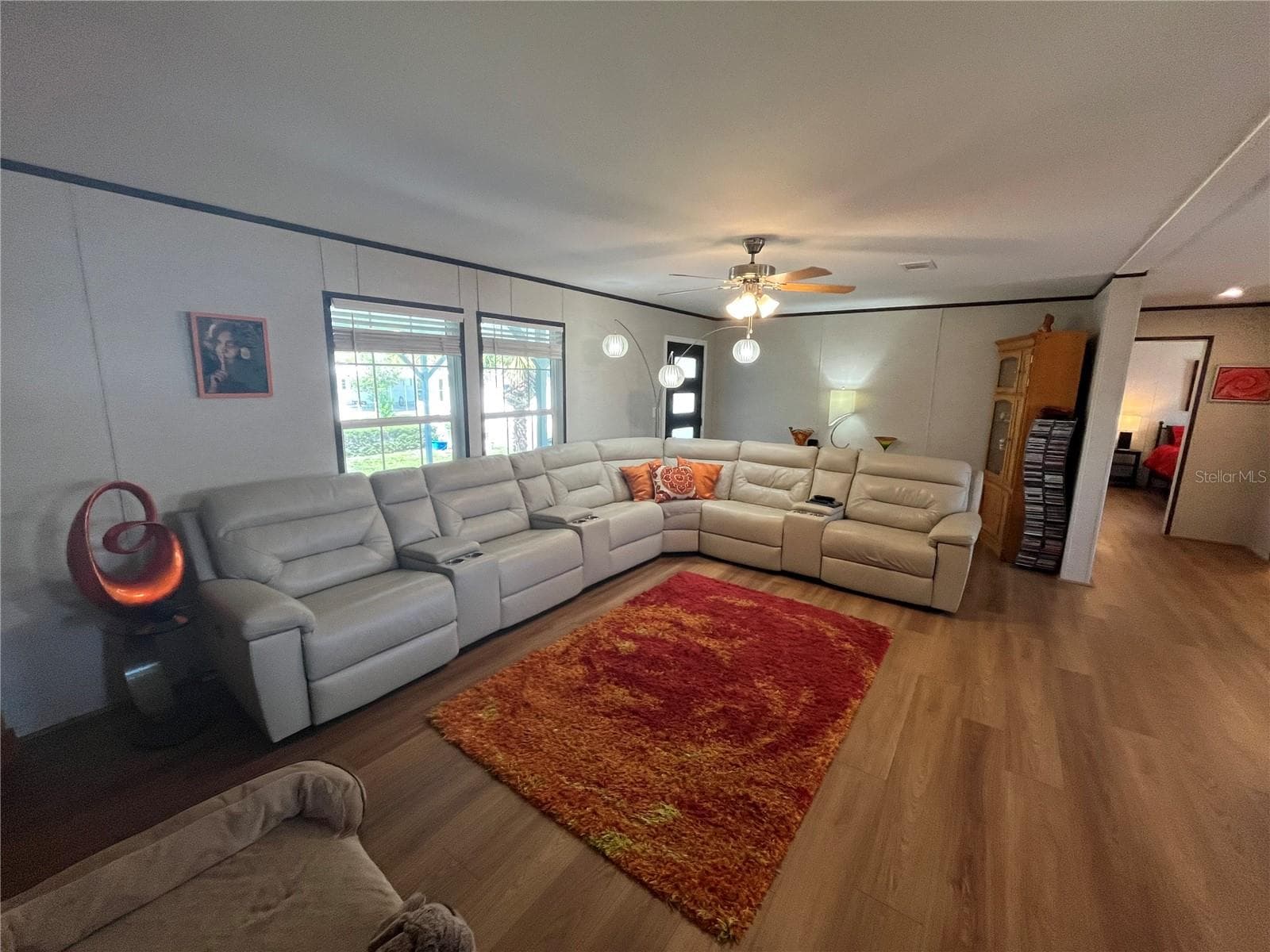 Manufactured Home at 214 COMO DR, VENICE, photo 18 of 58