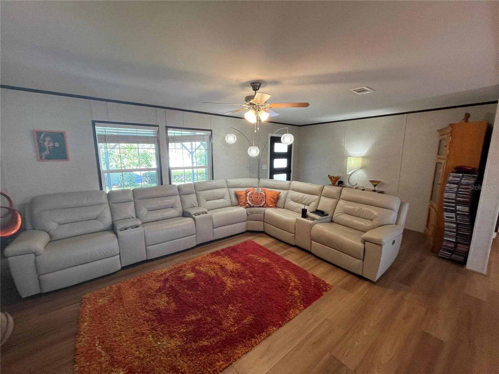 Manufactured Home at 214 COMO DR, VENICE, photo 21 of 58