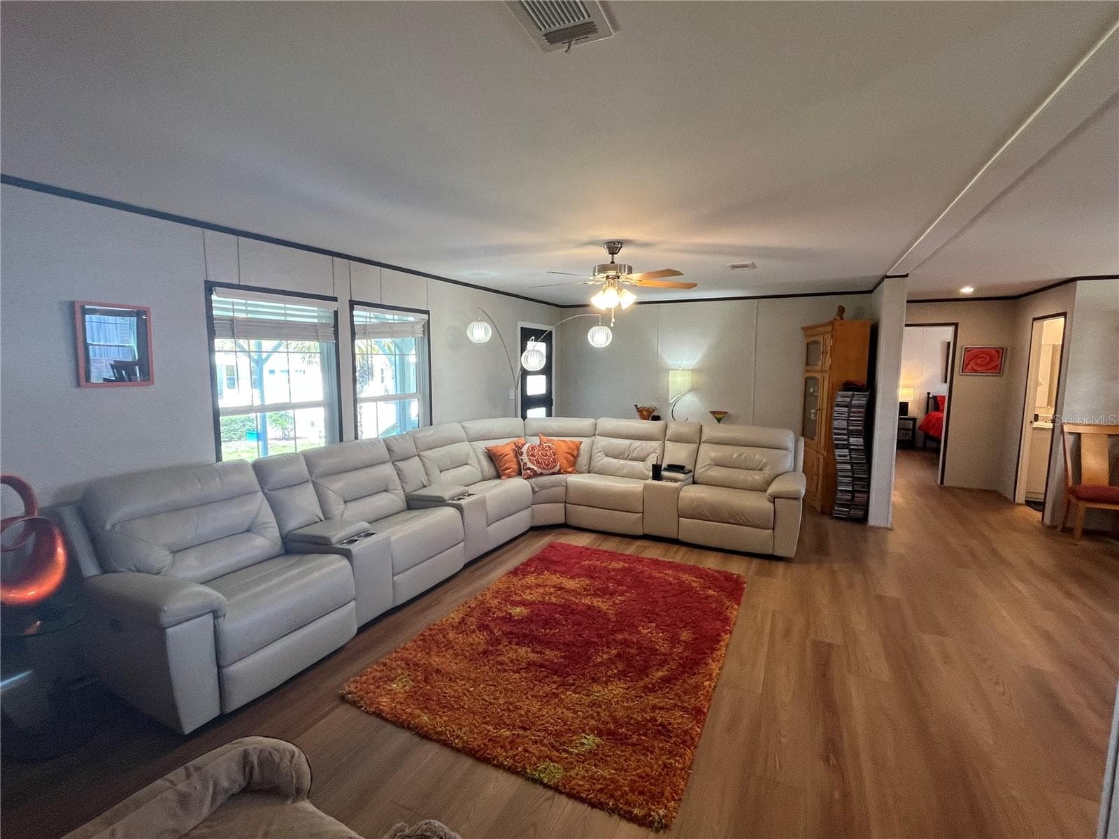 Manufactured Home at 214 COMO DR, VENICE, photo 22 of 58