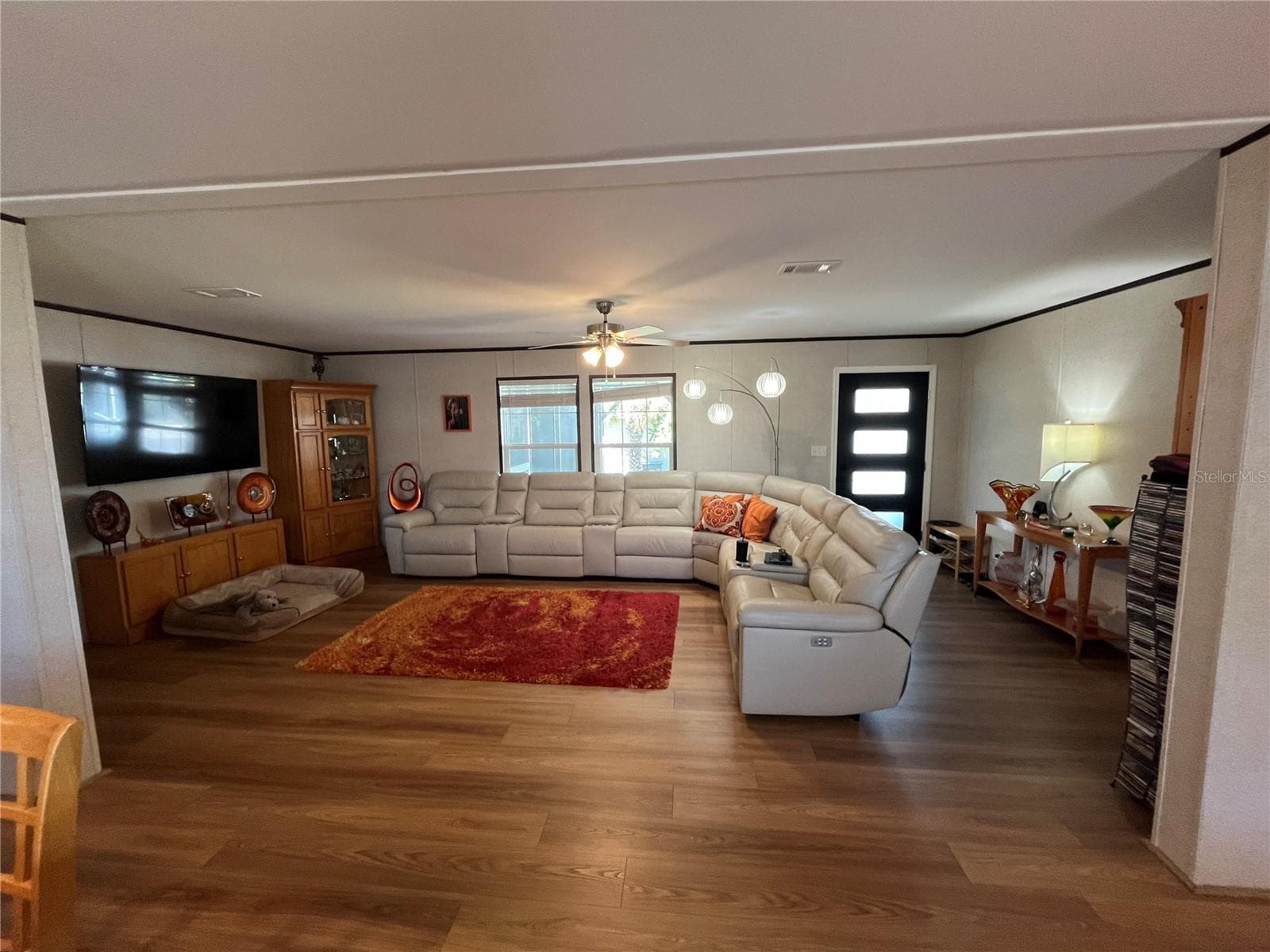 Manufactured Home at 214 COMO DR, VENICE, photo 28 of 58