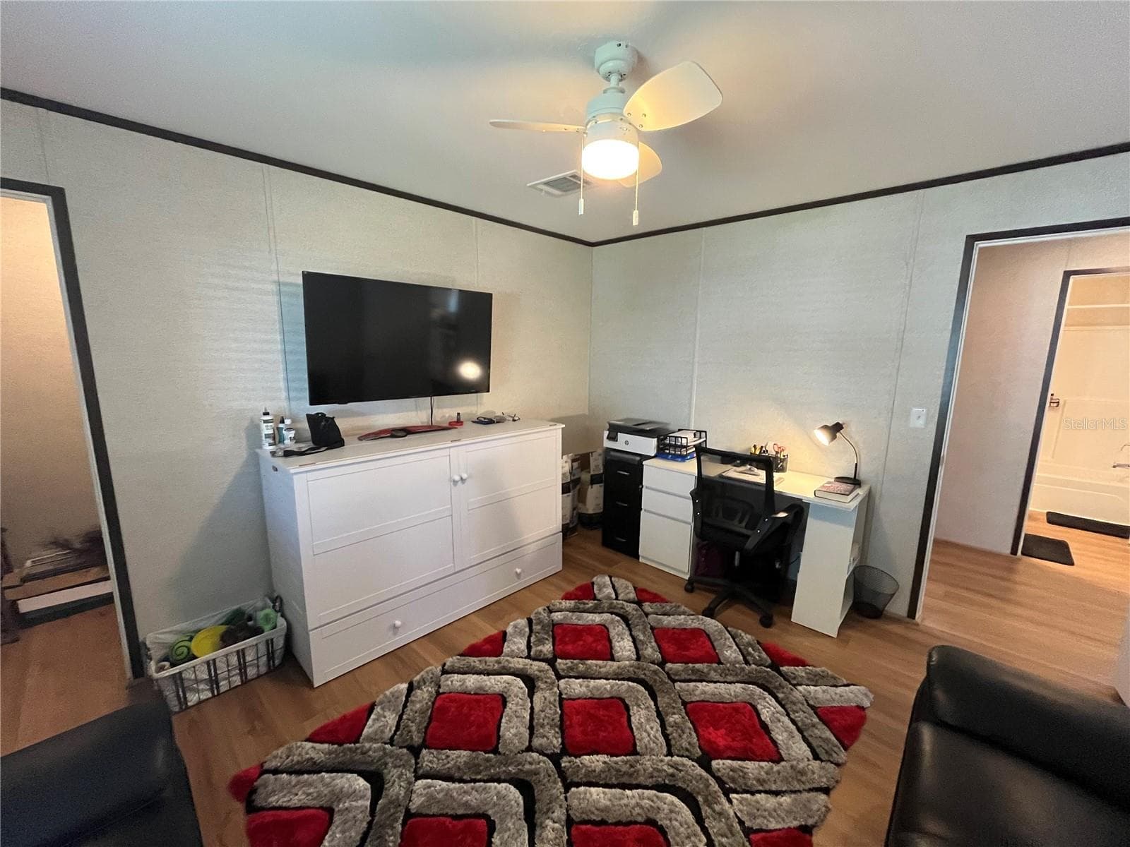 Manufactured Home at 214 COMO DR, VENICE, photo 38 of 58