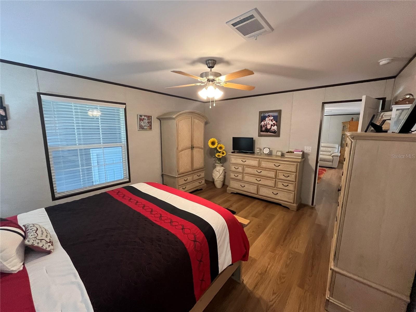Manufactured Home at 214 COMO DR, VENICE, photo 51 of 58