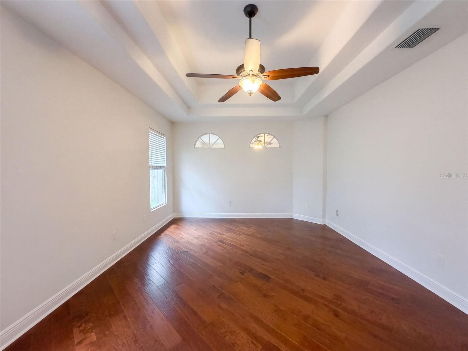 Single Family Residence at 2015 RIVER CROSSING DR, VALRICO, photo 4 of 22
