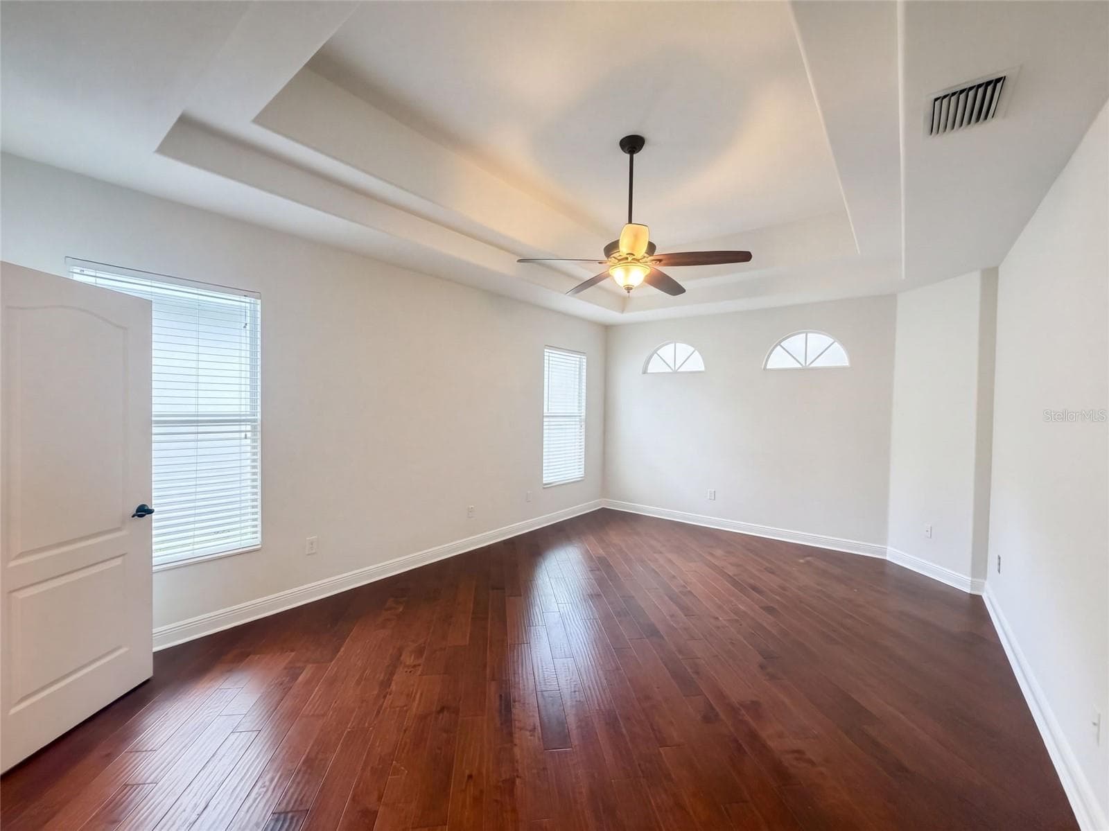 Single Family Residence at 2015 RIVER CROSSING DR, VALRICO, photo 8 of 22