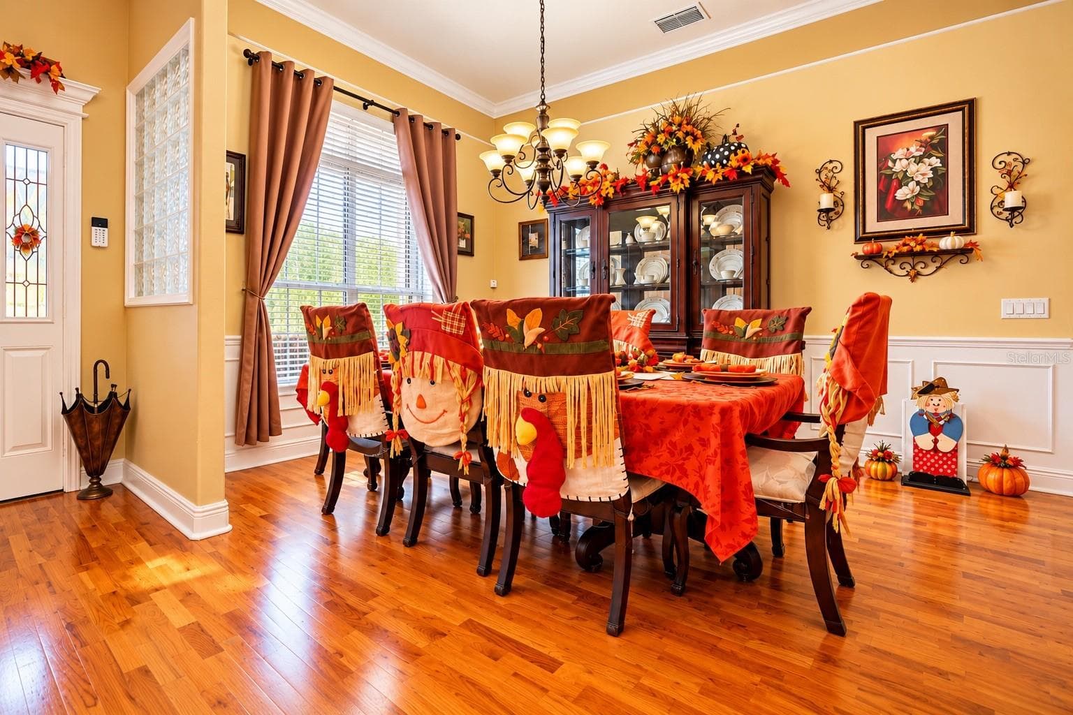 Single Family Residence at 126 HARBOR WAY, AUBURNDALE, photo 8 of 39