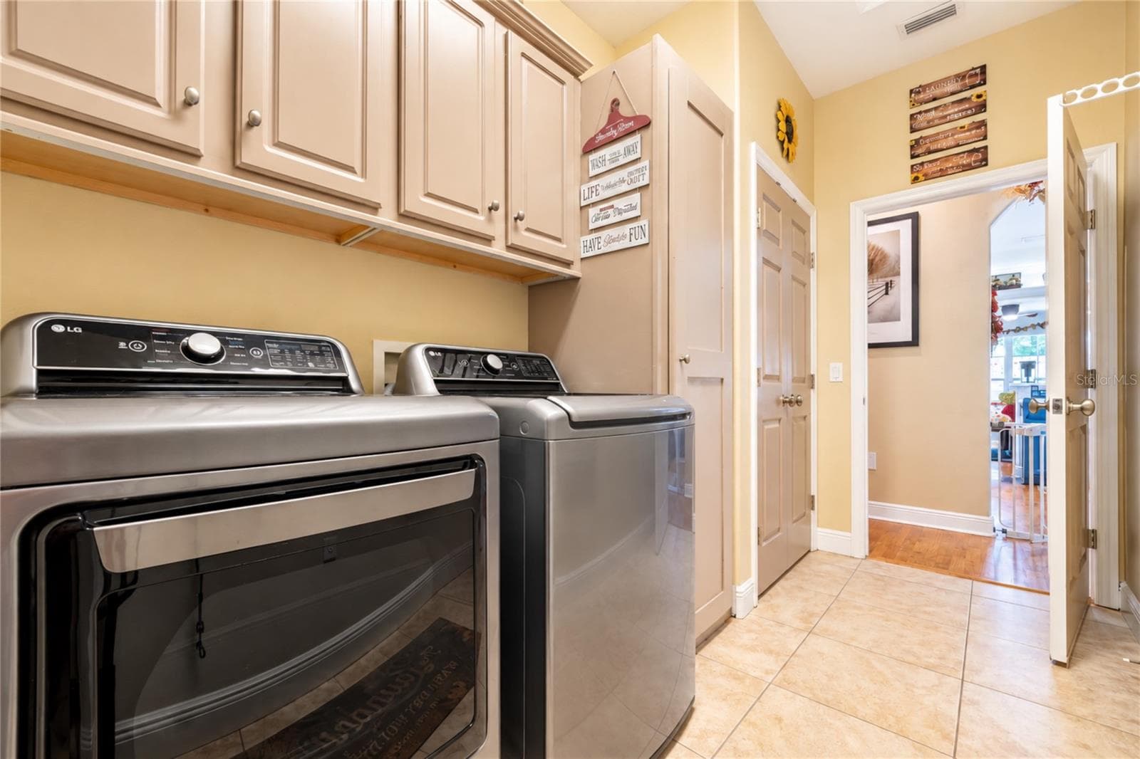 Single Family Residence at 126 HARBOR WAY, AUBURNDALE, photo 28 of 39
