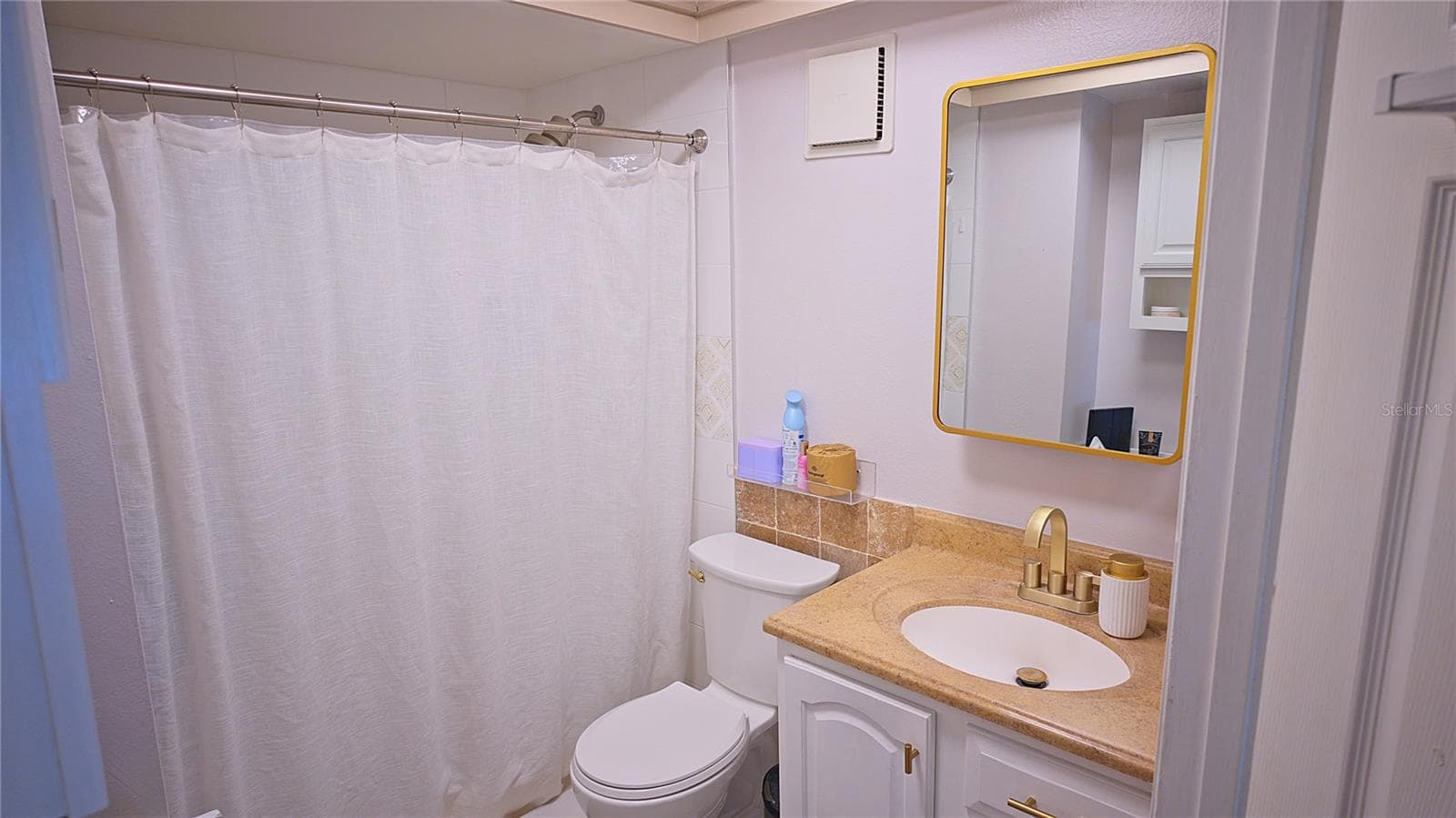 Single Family Residence at 11419 ARIES DR, ORLANDO, photo 18 of 26