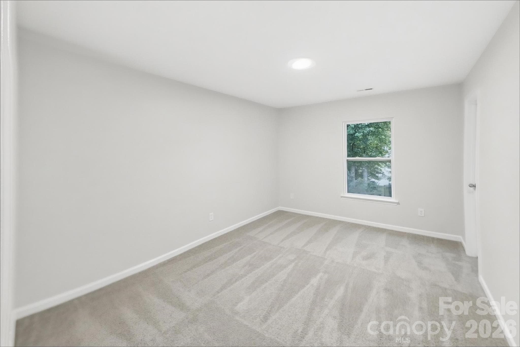 Single Family Residence at 3041 Kilbeggan Drive, Clover, photo 16 of 20