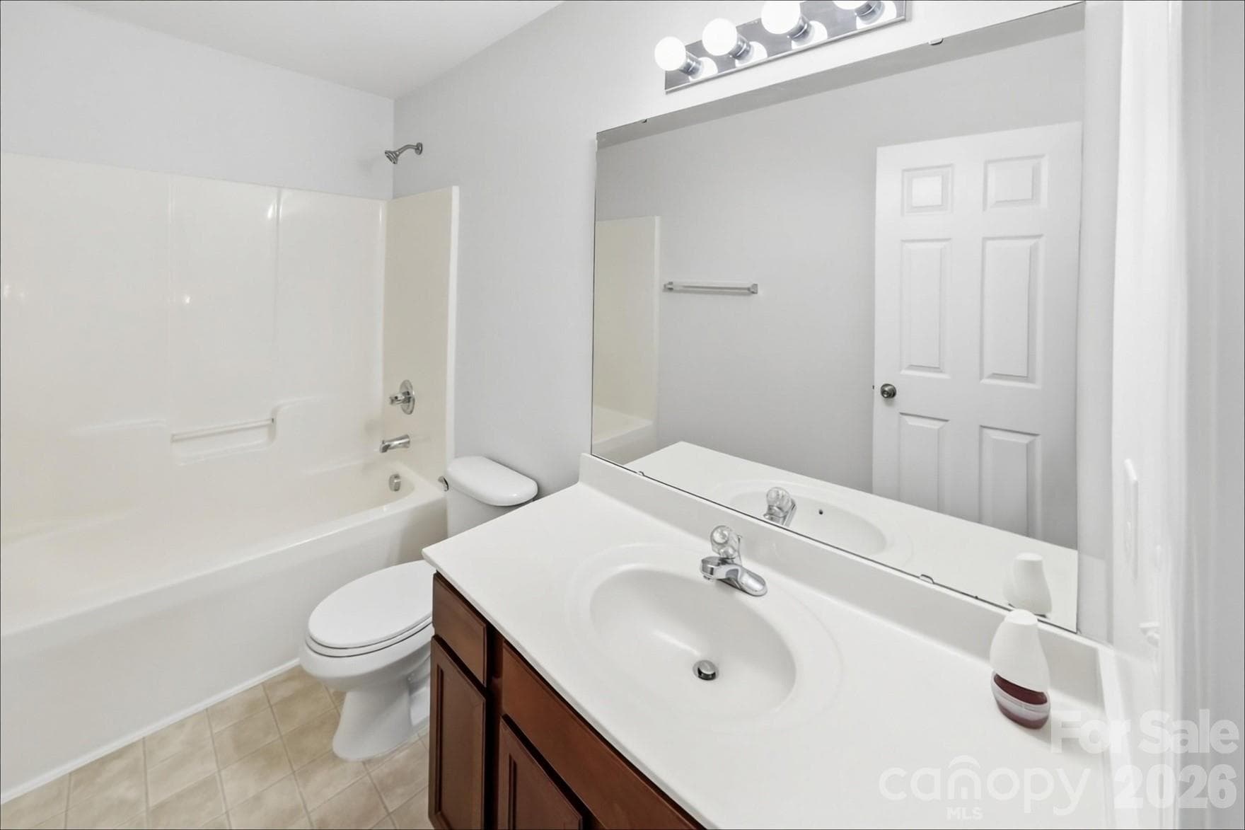 Single Family Residence at 3041 Kilbeggan Drive, Clover, photo 18 of 20