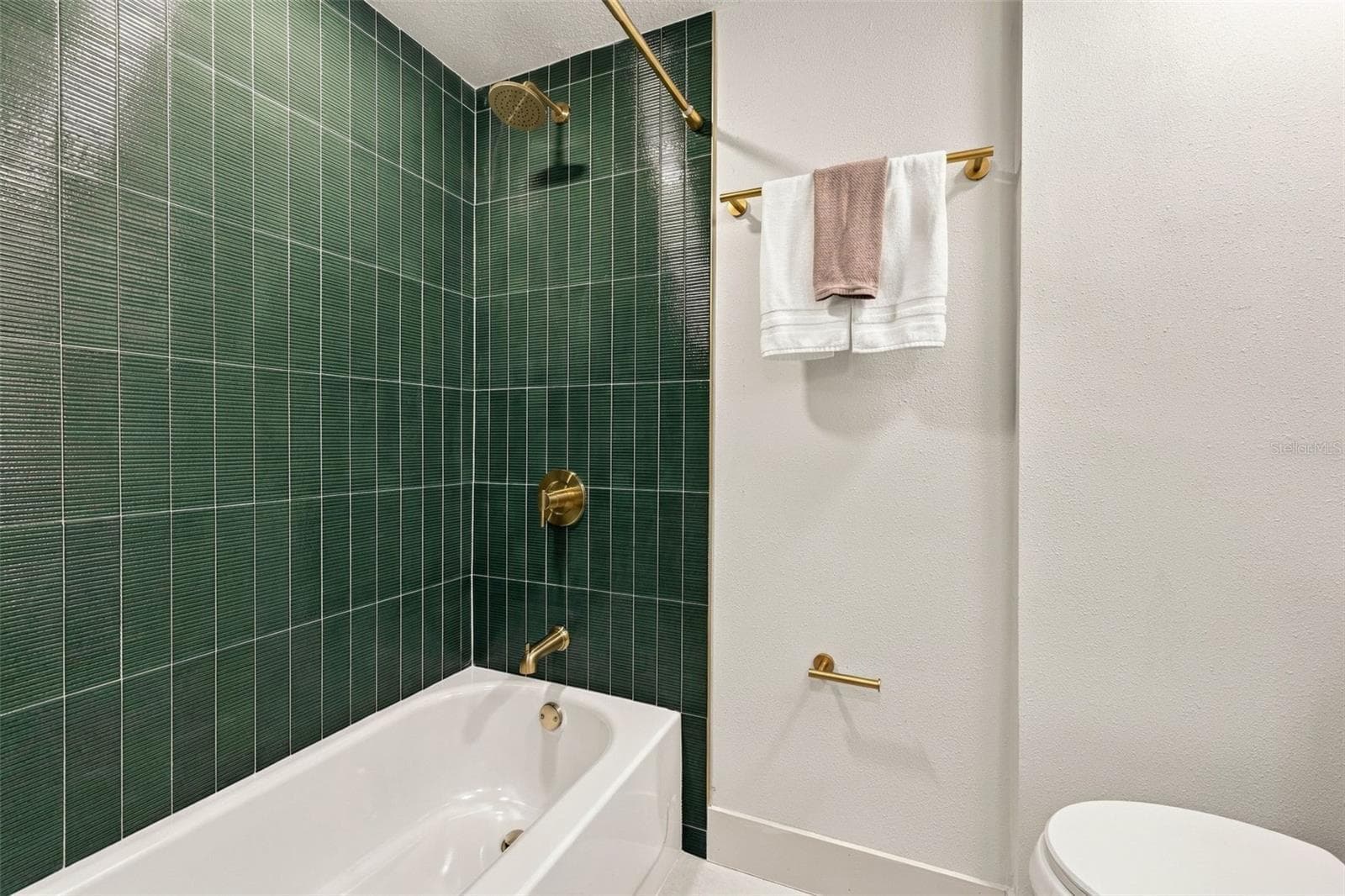guest bathroom - 4531 W FERN ST, TAMPA