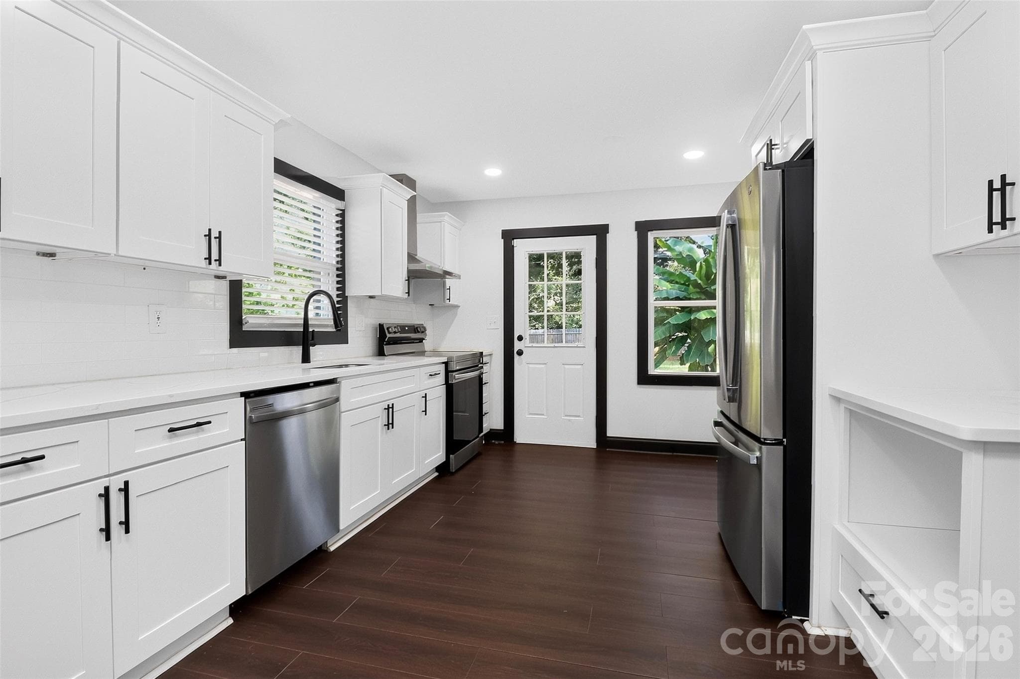 Single Family Residence at 2736 Royston Road, Charlotte, photo 16 of 43