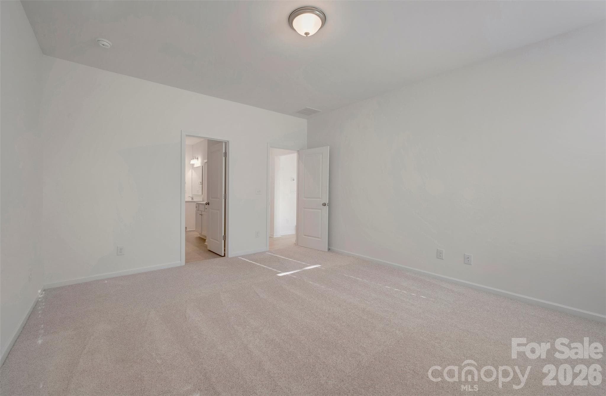 Owner's suite - 1554 Kate Cecil Way, York