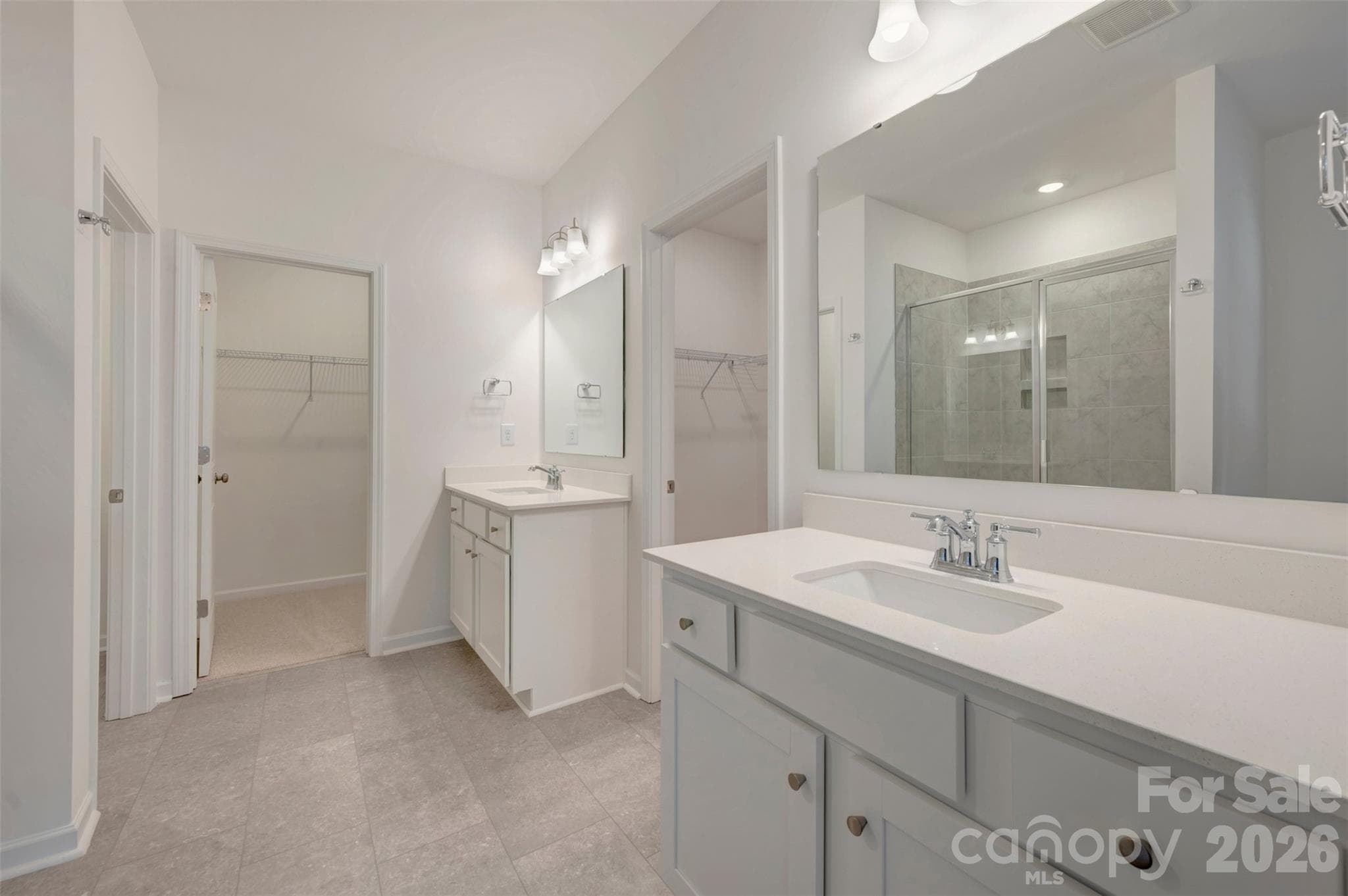 Owner's suite - 1554 Kate Cecil Way, York