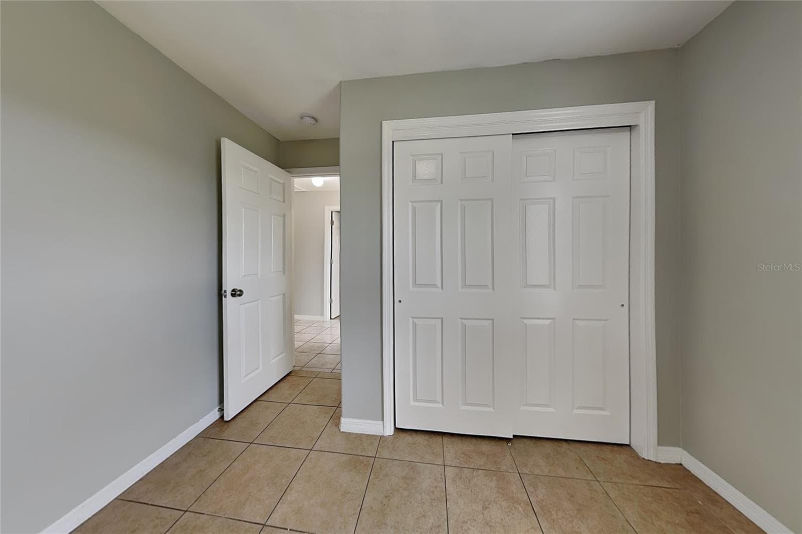 Single Family Residence at 477 FLORIDA CIR N, APOLLO BEACH, photo 10 of 15