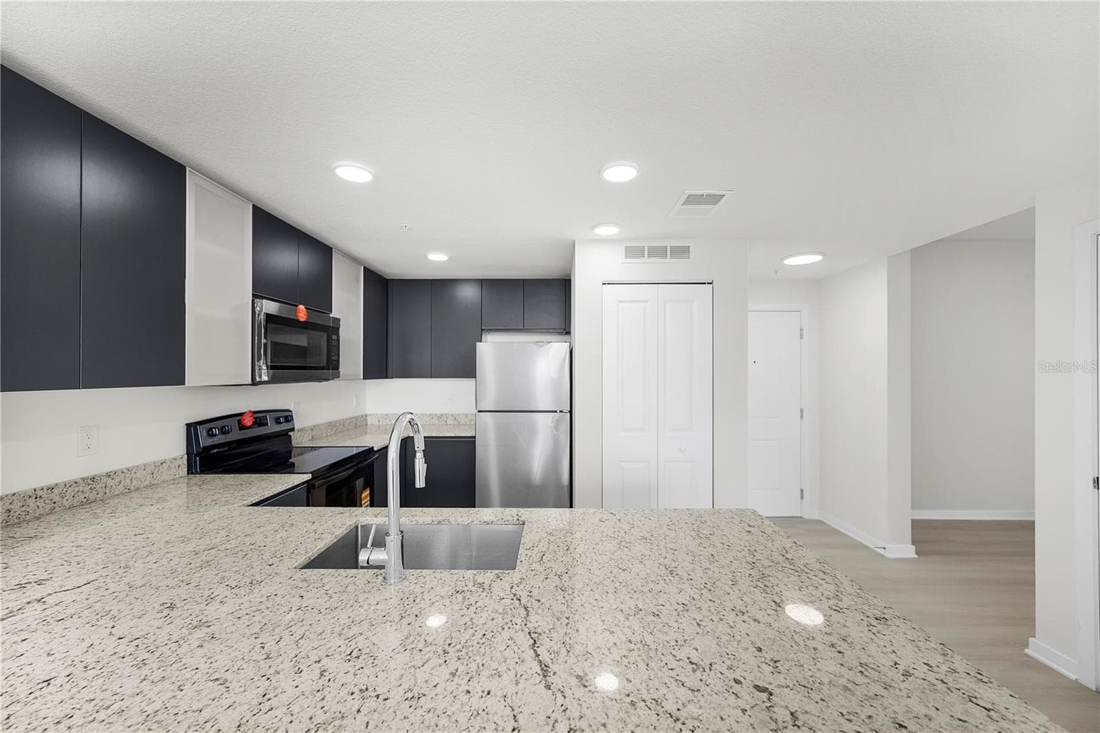 Condominium at 5563 MILLENIA PARK BLVD #412, ORLANDO, photo 17 of 37