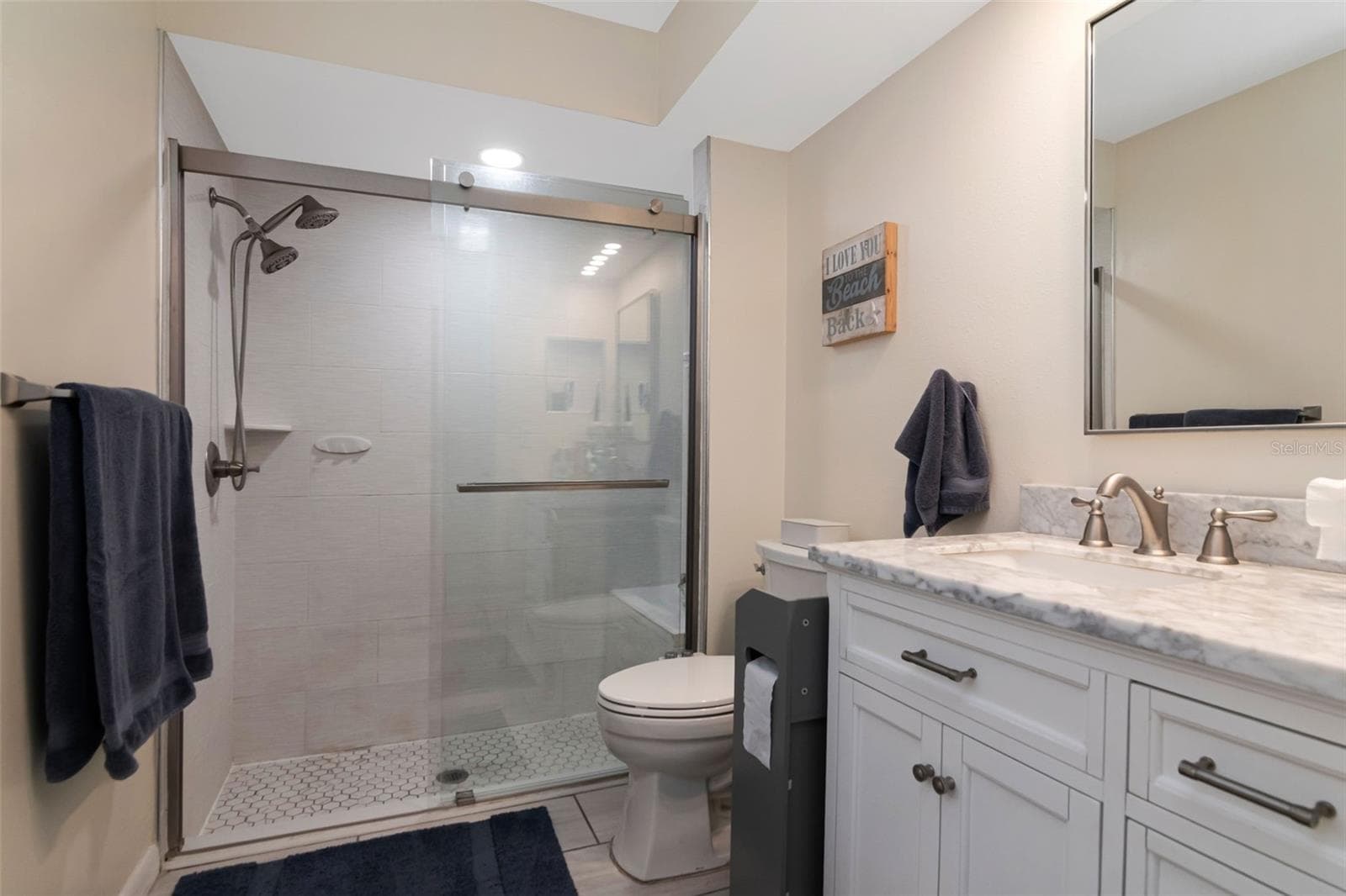 Single Family Residence at 2158 BEVERLY LN, CLEARWATER, photo 21 of 33