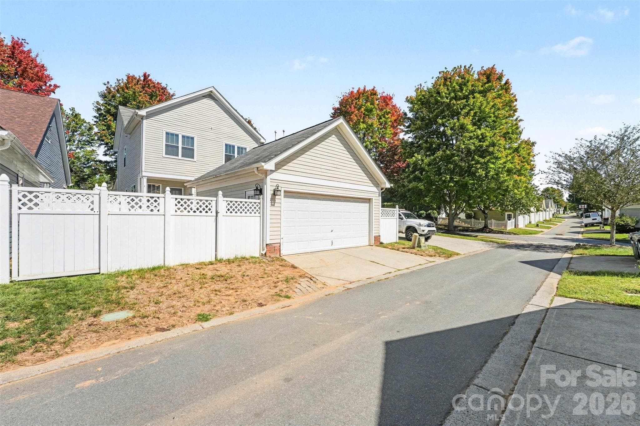 Single Family Residence at 16526 Spruell Street, Huntersville, photo 14 of 18