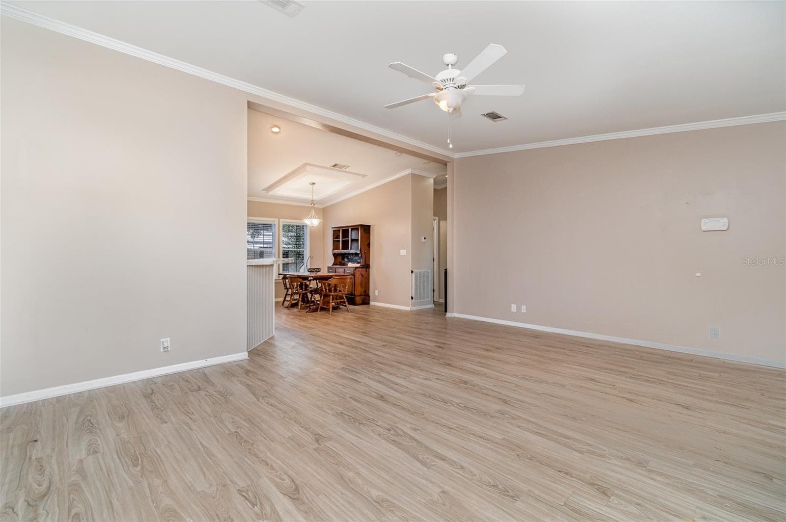 Manufactured Home at 1805 4TH ST SW, RUSKIN, photo 3 of 20